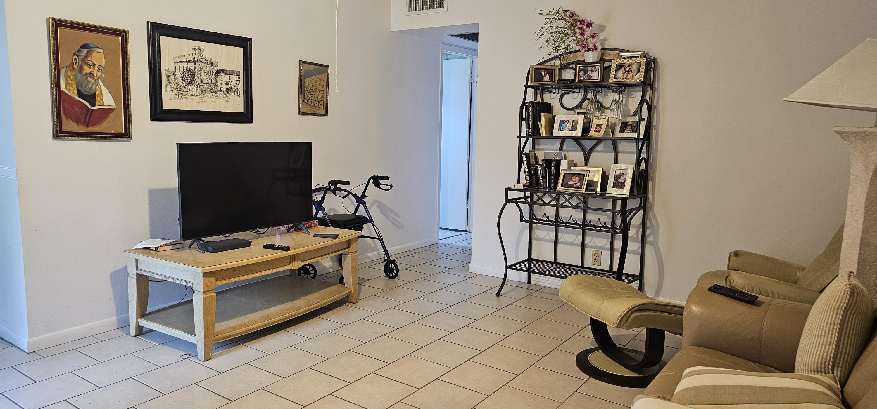 SUFFOLK AT CENTURY VILLAGE CONDO - Residential
