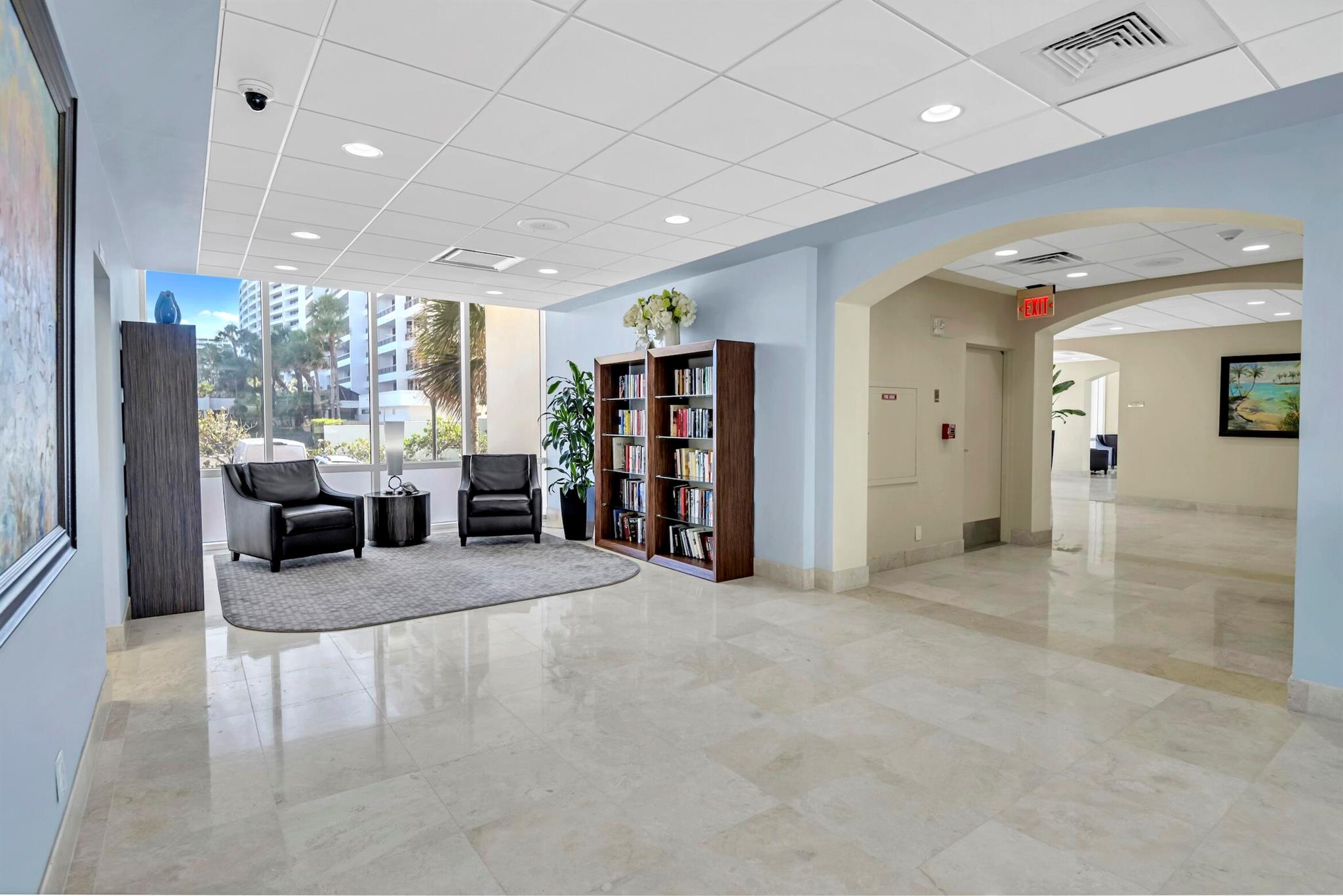 WHITEHALL CONDOMINIUM 32-47-43, SLY 100 FT OF GOV - Residential