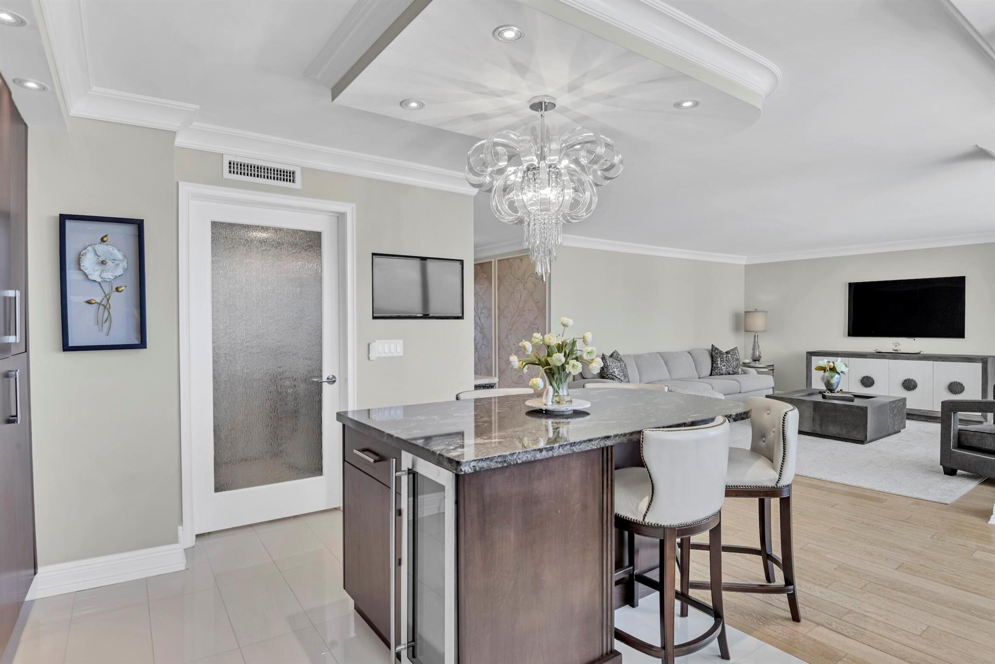 WHITEHALL CONDOMINIUM 32-47-43, SLY 100 FT OF GOV - Residential