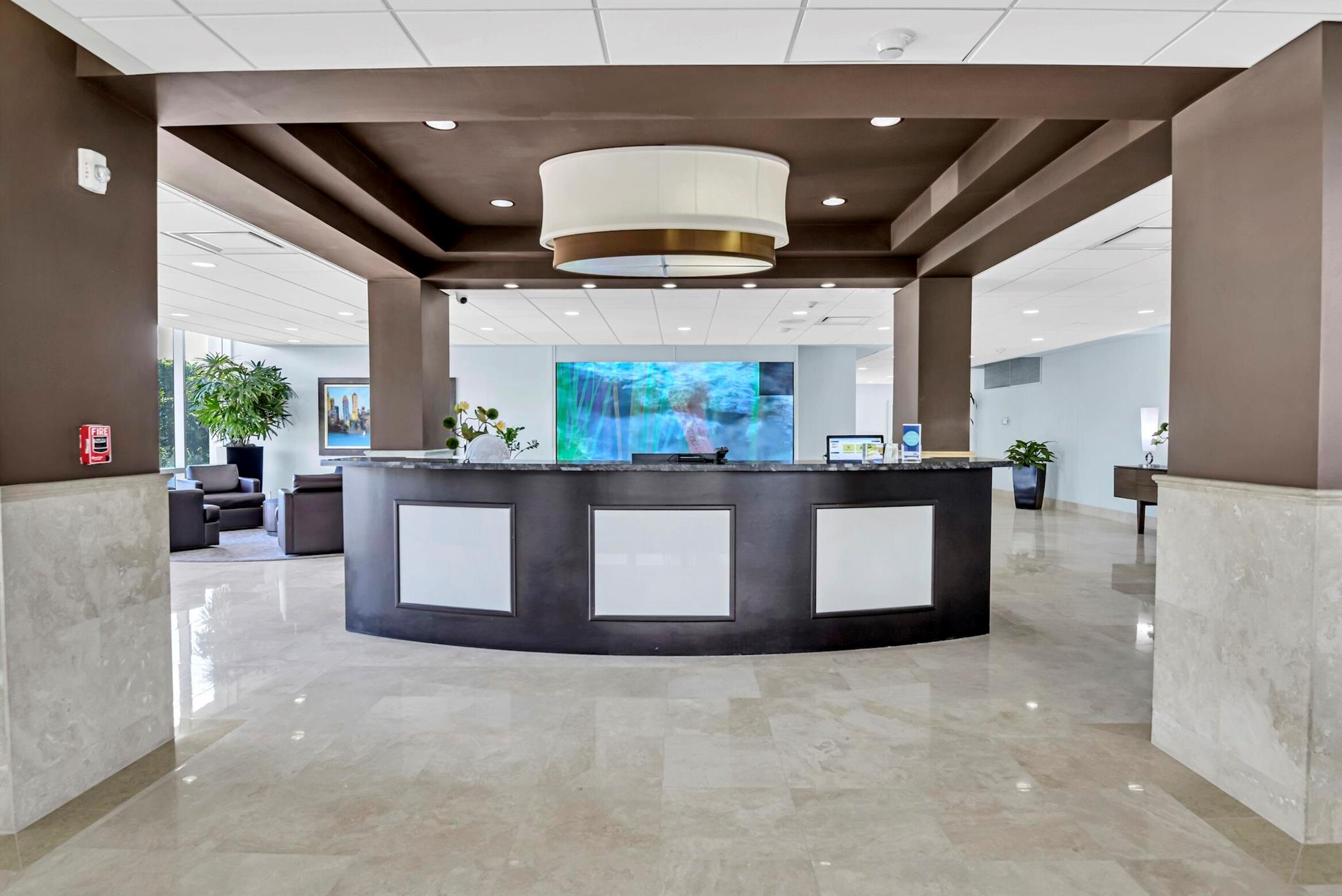 WHITEHALL CONDOMINIUM 32-47-43, SLY 100 FT OF GOV - Residential