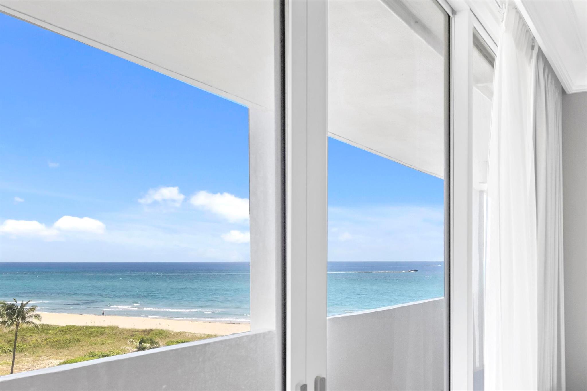 WHITEHALL CONDOMINIUM 32-47-43, SLY 100 FT OF GOV - Residential