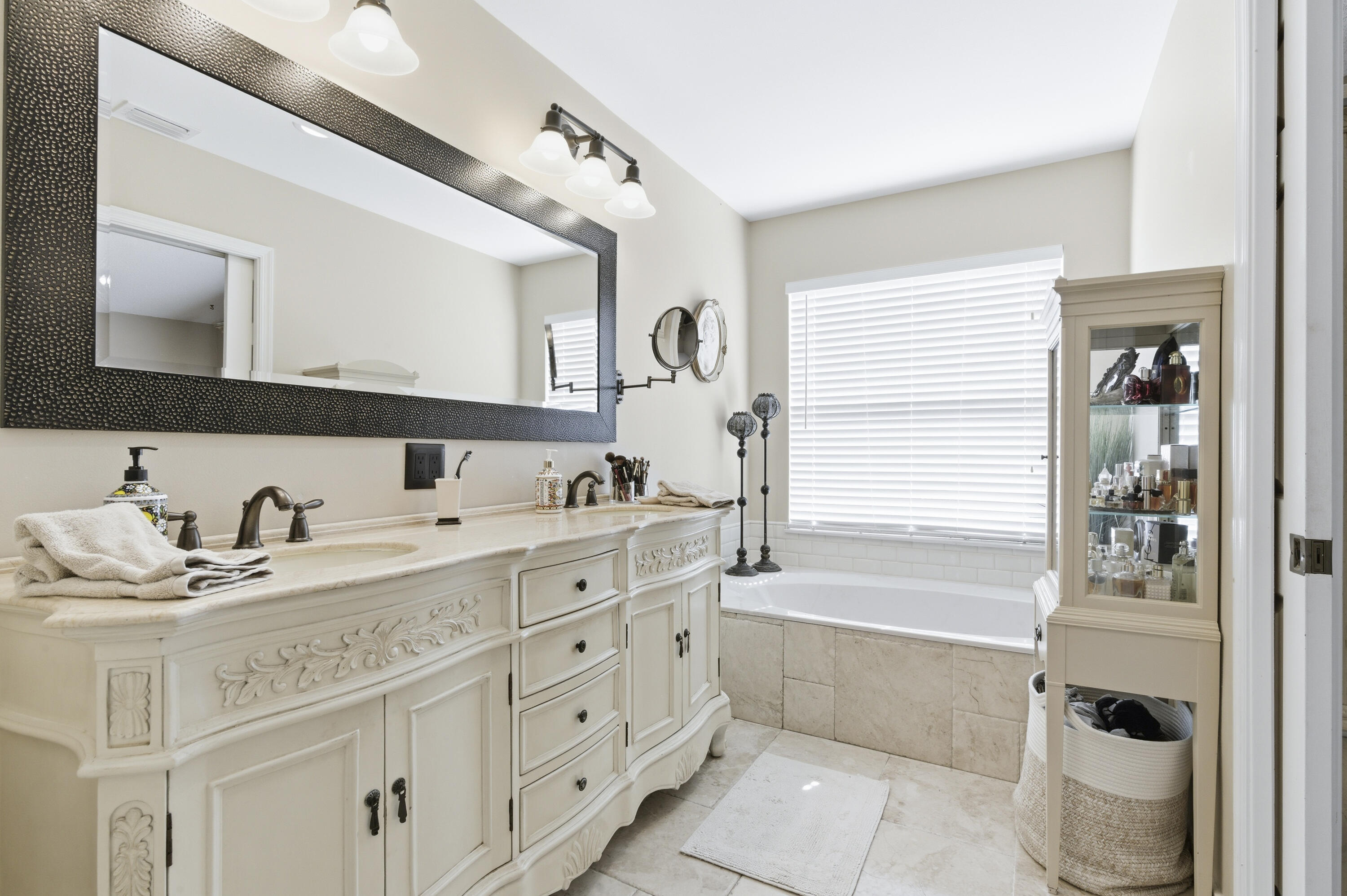 BOCA CHASE 9A - Residential