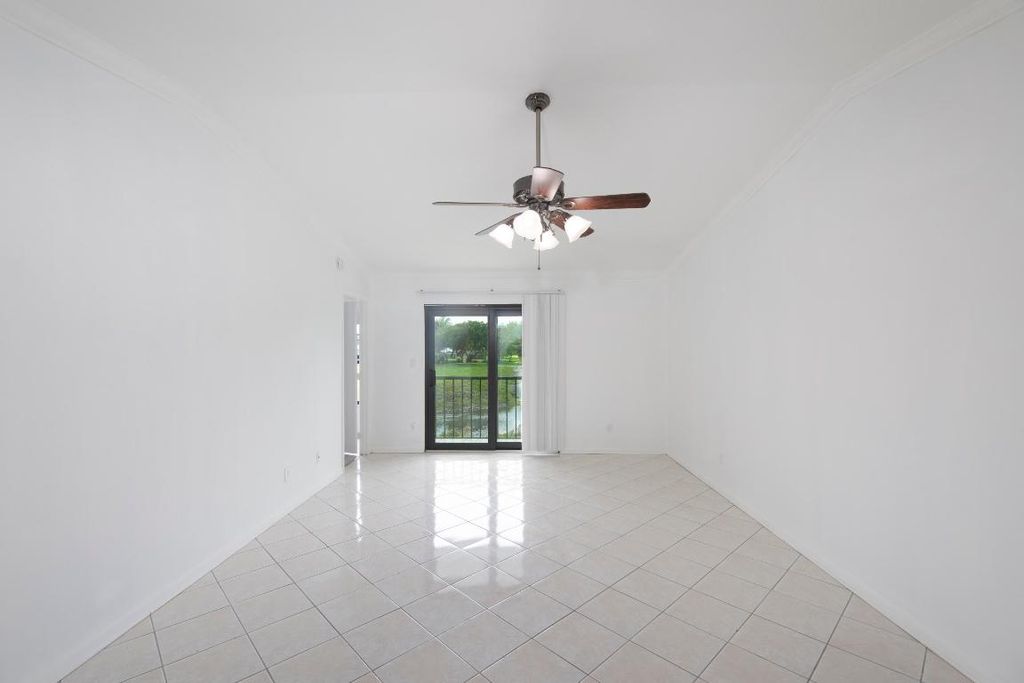 Photo of 9467 Boca Cove Circle #811, Boca Raton, FL 33428 (MLS # R10969963)