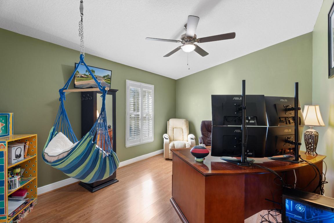 PORT ST LUCIE-SECTION 04 - Residential