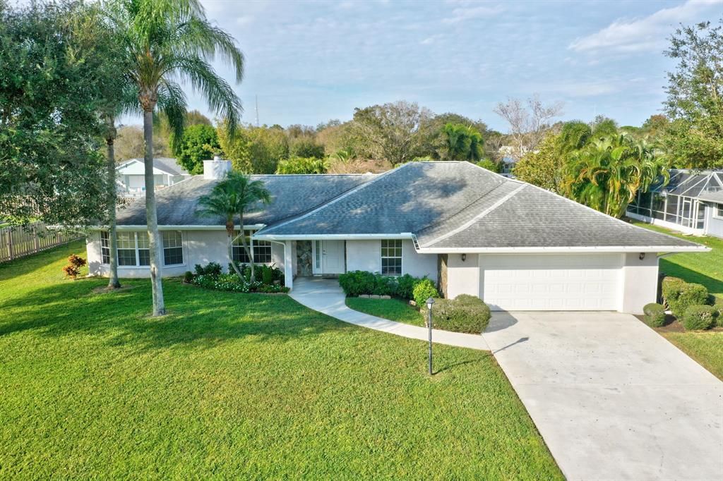 Photo of 1002 Heron Avenue, Fort Pierce, FL 34982 (MLS # R10682688)