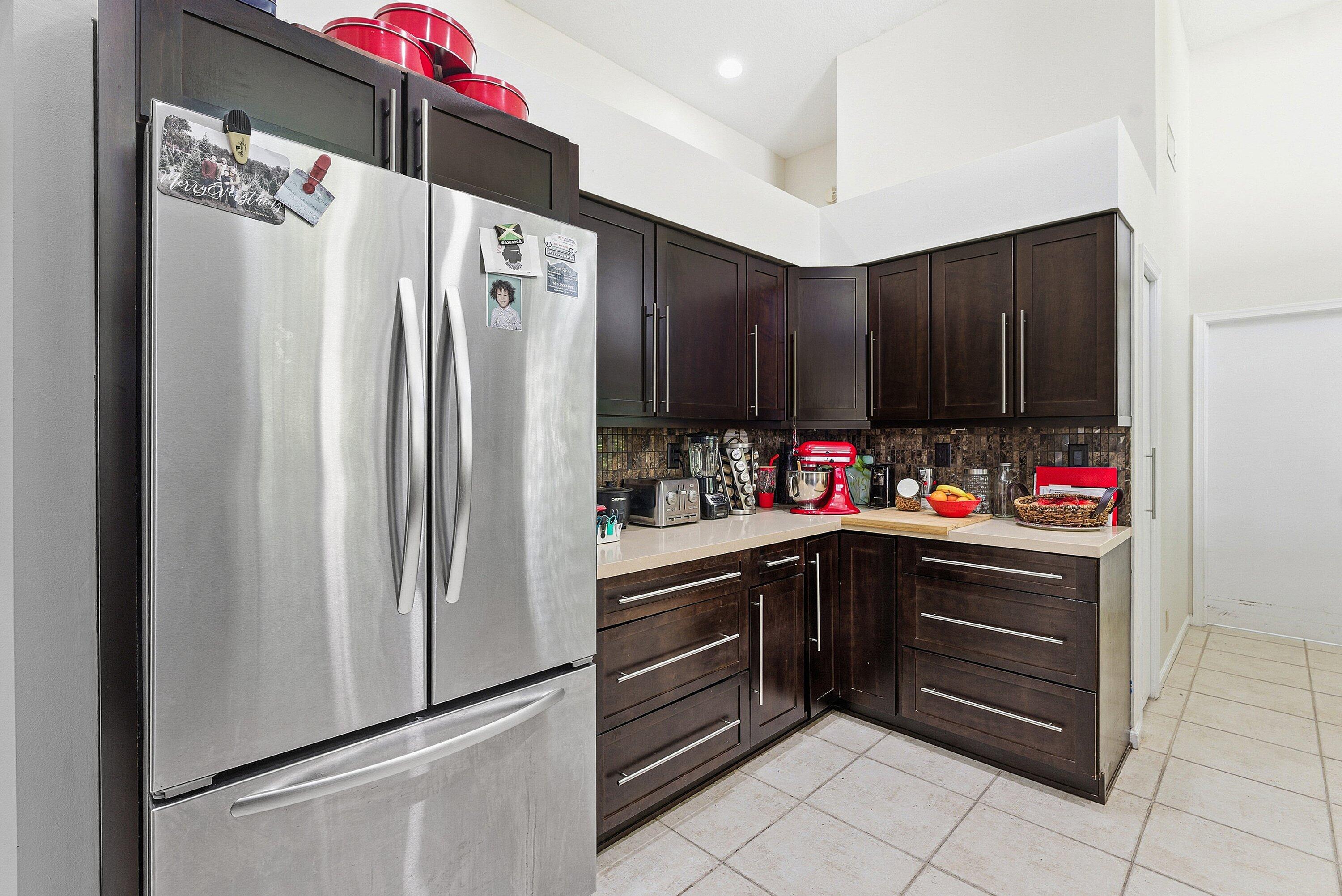 BREAKERS WEST 6 - Residential