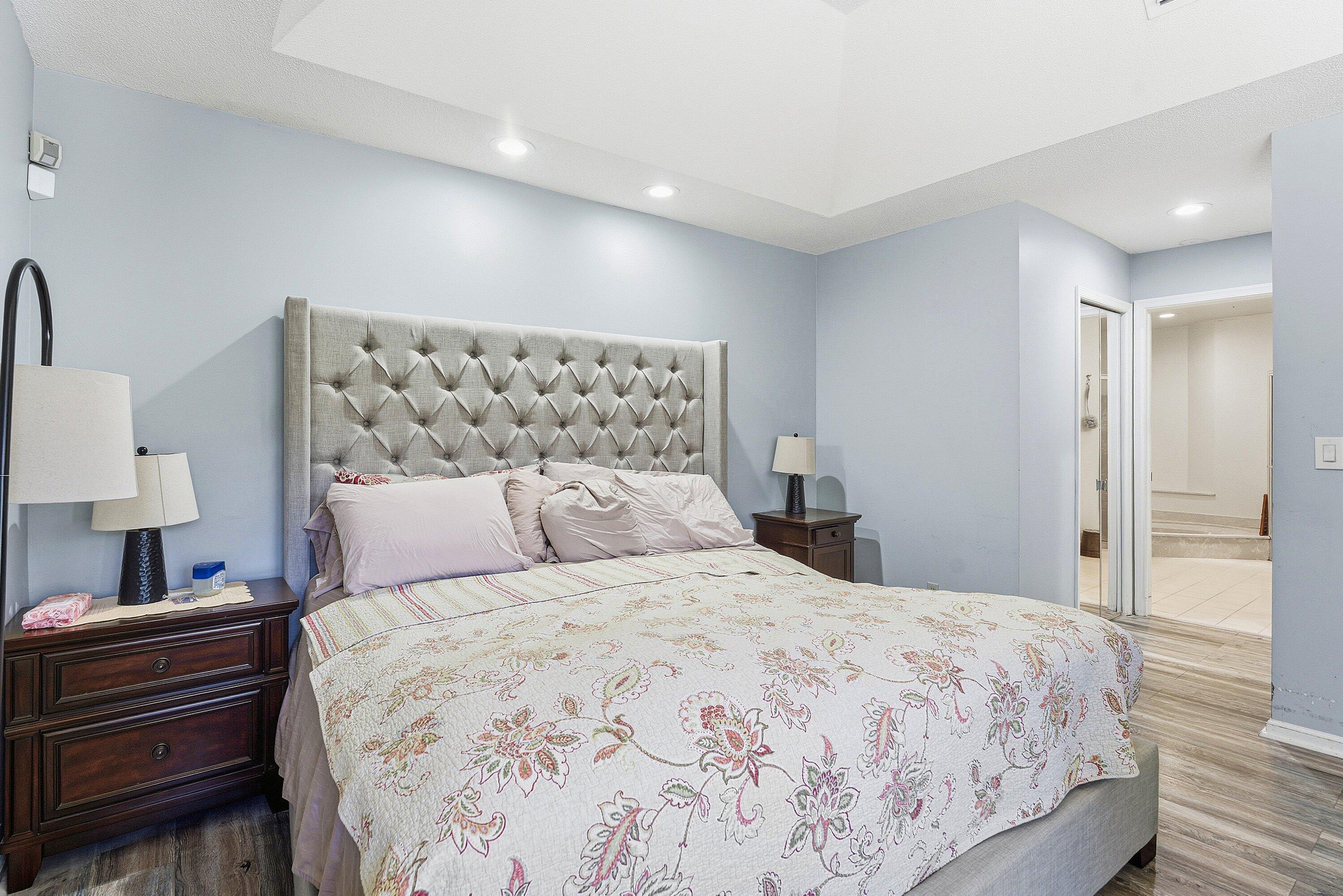 BREAKERS WEST 6 - Residential