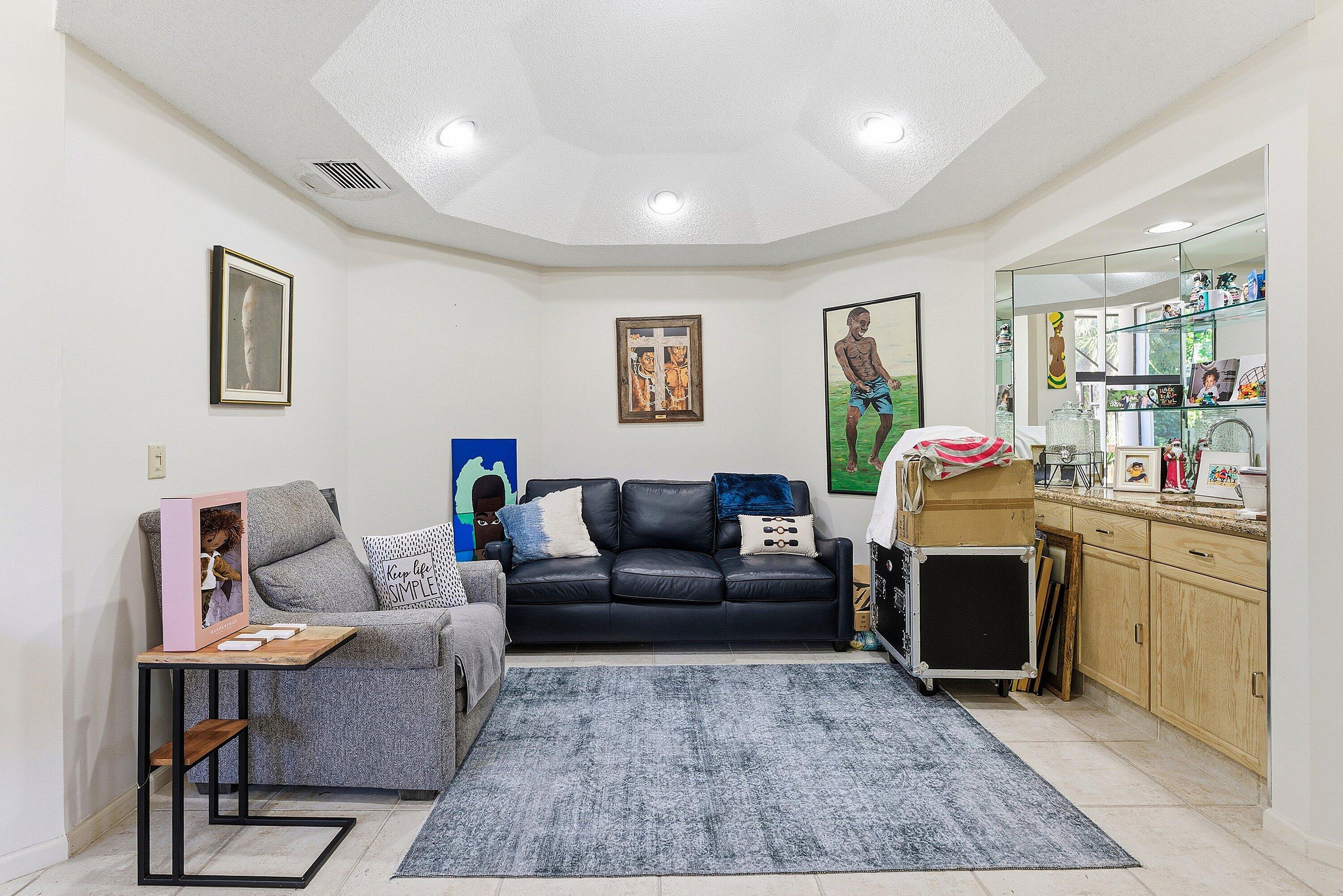 BREAKERS WEST 6 - Residential