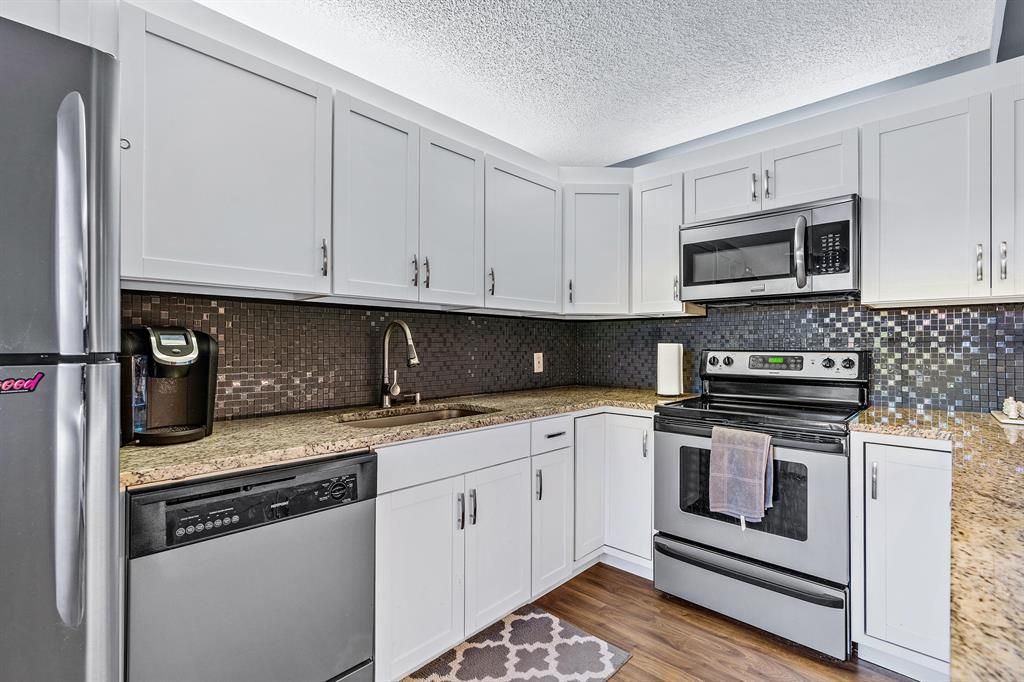 Photo of 3251 Meridian Way Way S #D, Palm Beach Gardens, FL 33410 (MLS # R10703055)