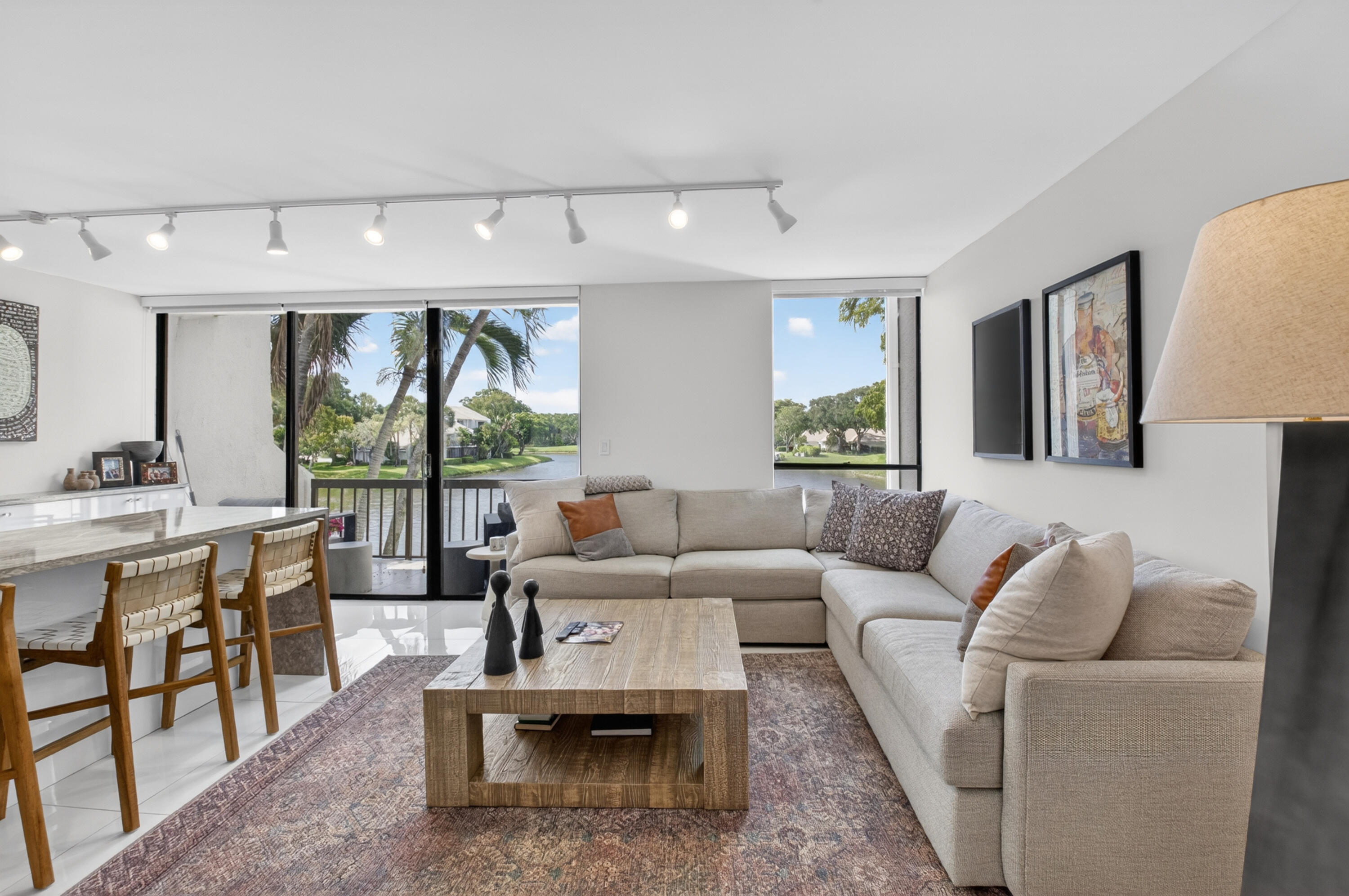 Bridgewood Townhouse - Residential