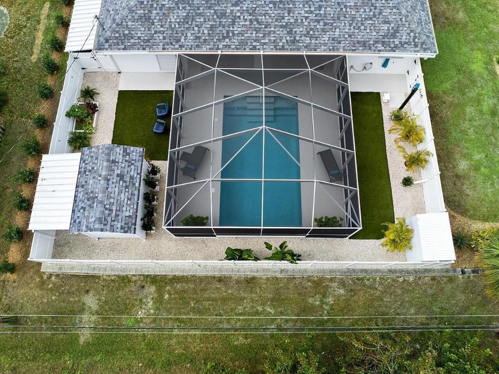 Photo of 8566 97th Avenue, Vero Beach, FL 32967 (MLS # R11154519)