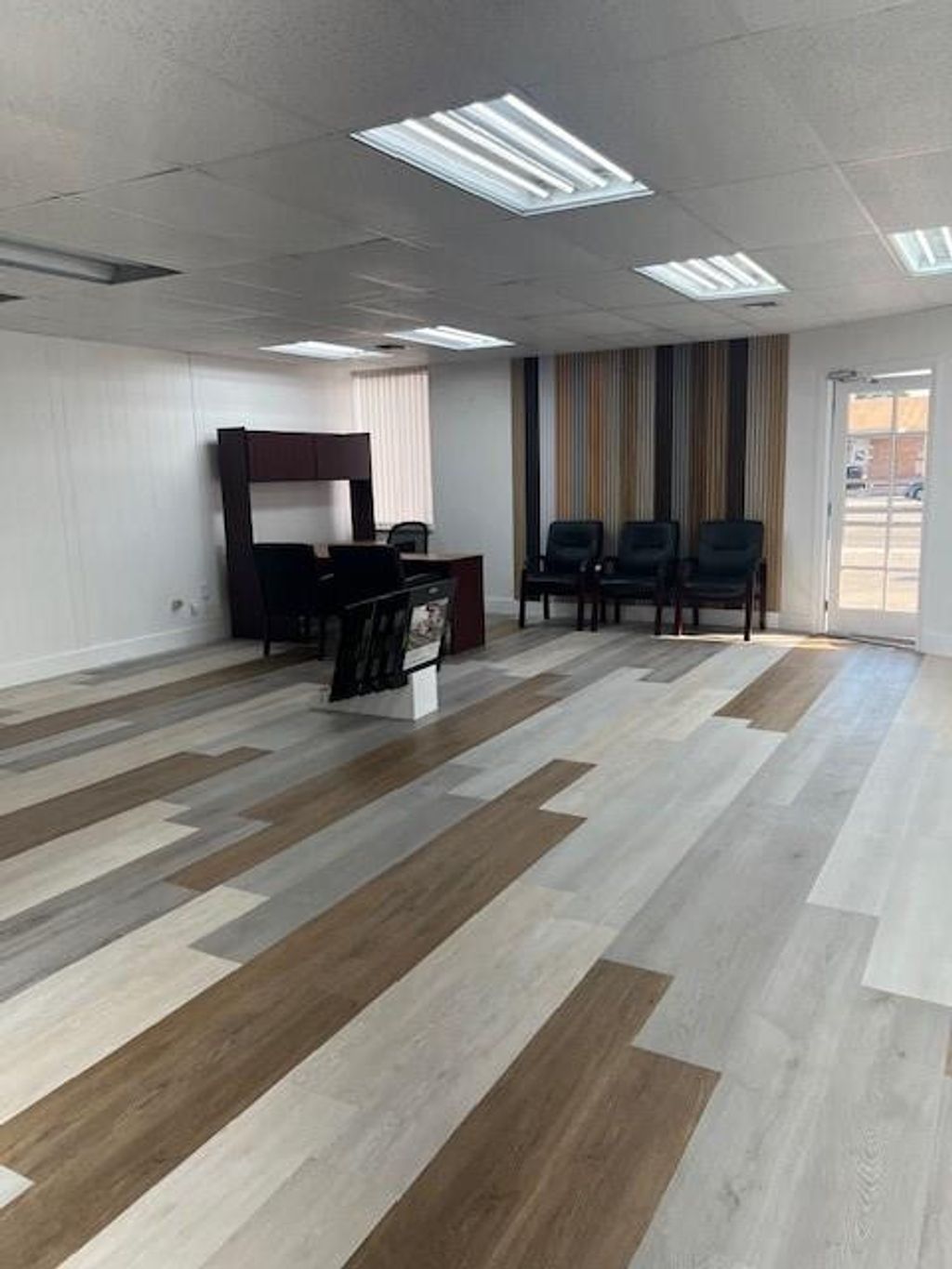 Photo of 287 E Oakland Park Boulevard, Fort Lauderdale, FL 33334 (MLS # F10554275)