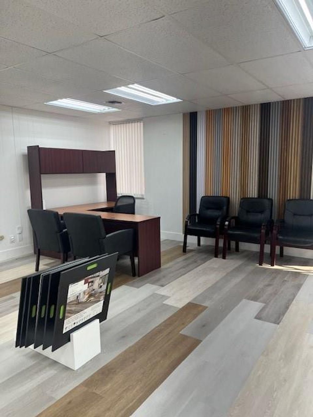 Photo of 287 E Oakland Park Boulevard, Fort Lauderdale, FL 33334 (MLS # F10554275)