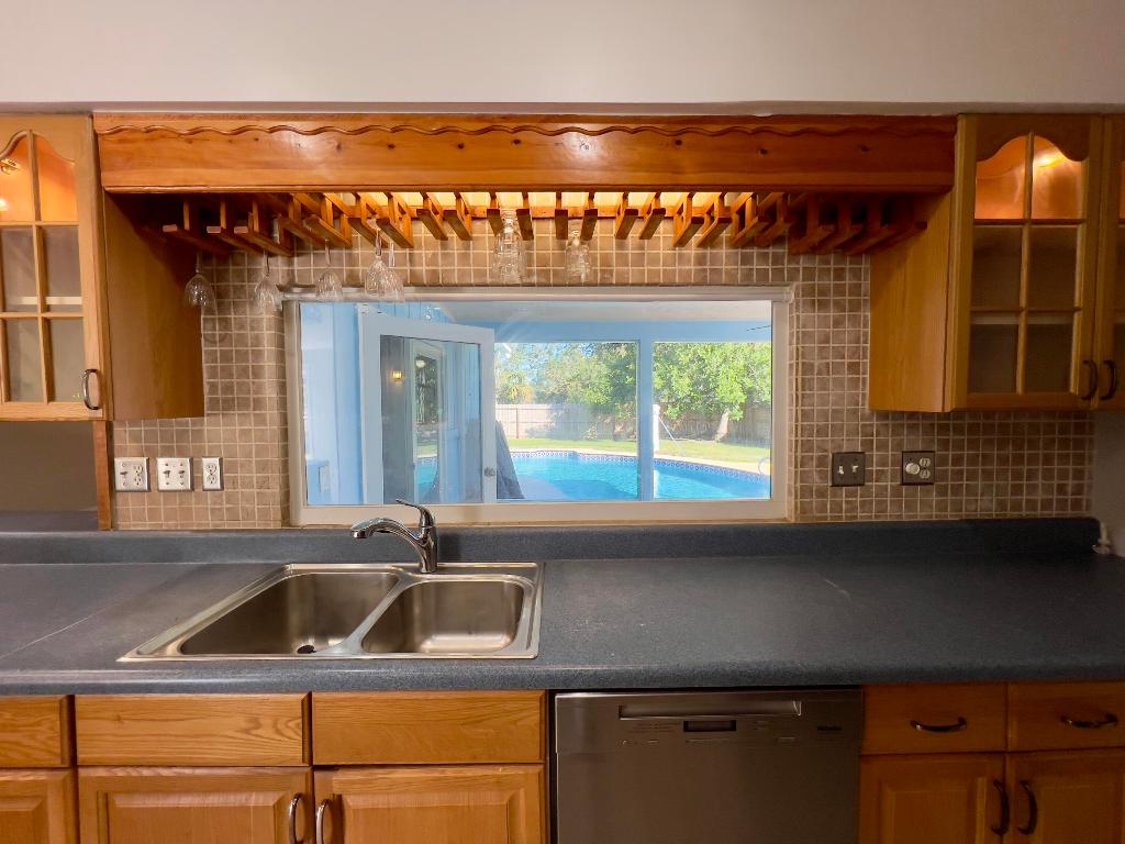 PORT ST LUCIE SECTION 18 - Residential Lease