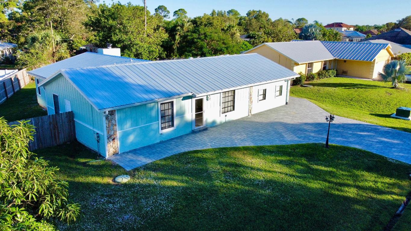 PORT ST LUCIE SECTION 18 - Residential Lease