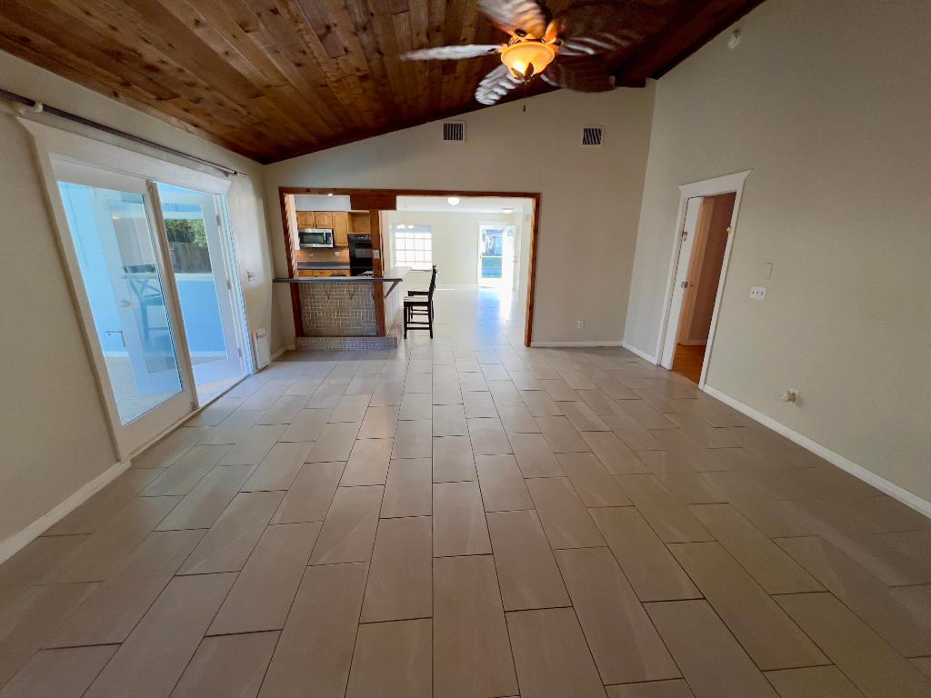 PORT ST LUCIE SECTION 18 - Residential Lease