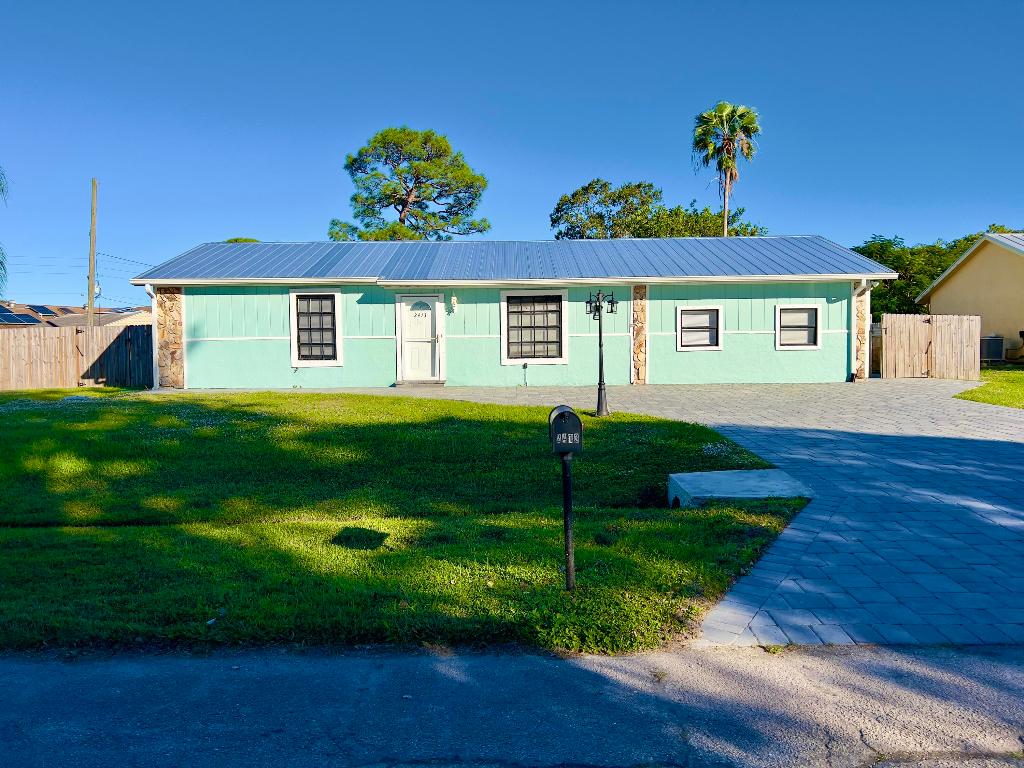 PORT ST LUCIE SECTION 18 - Residential Lease