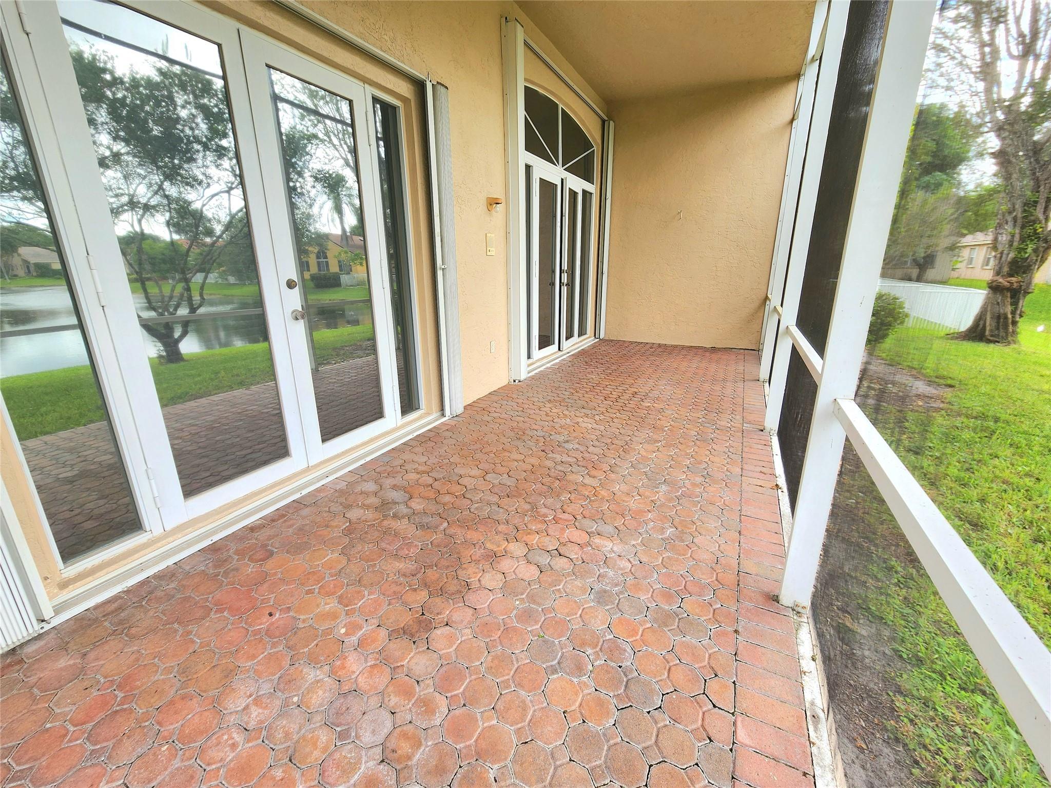 Regency Lakes At Coconut - Residential