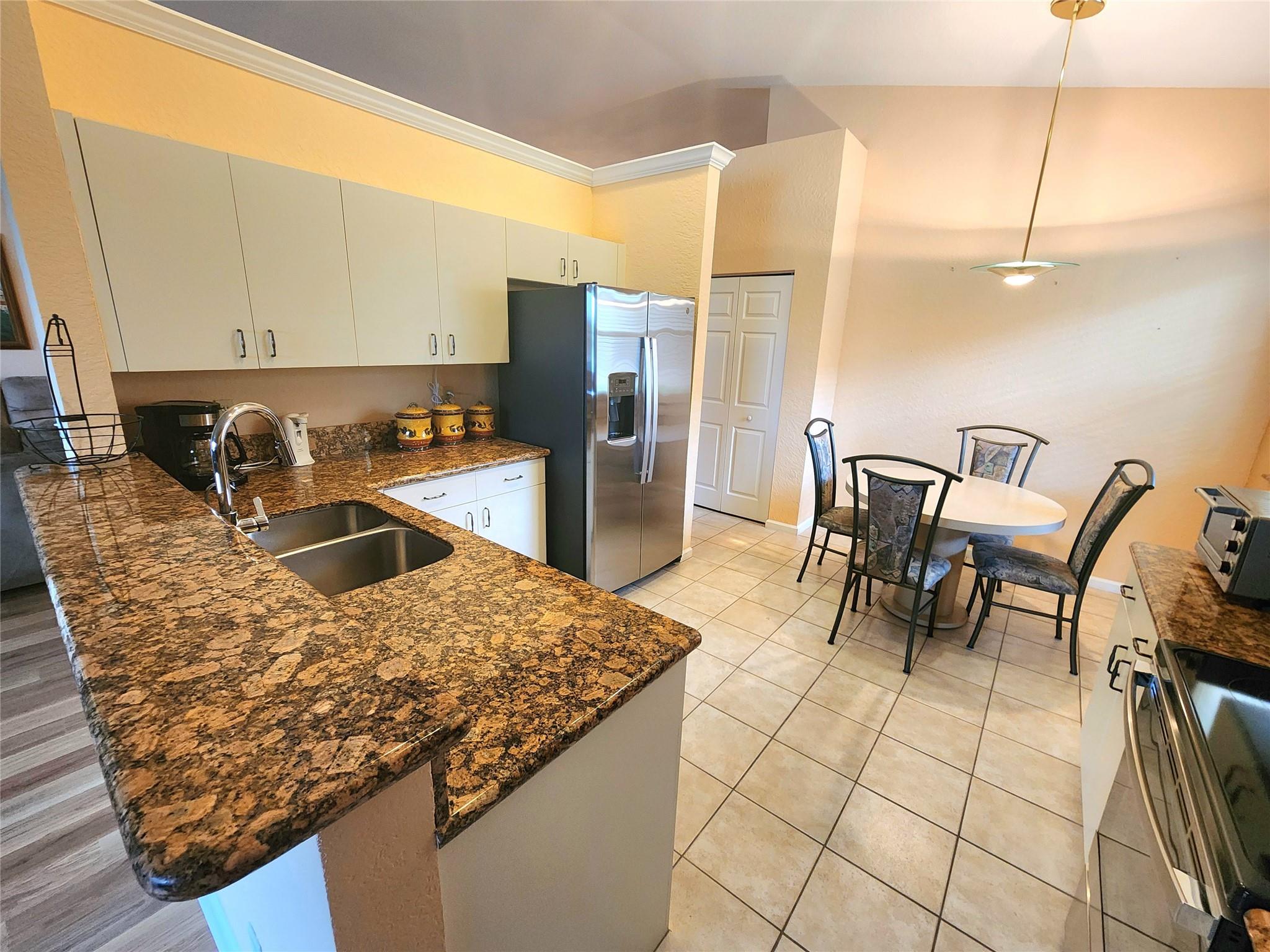Regency Lakes At Coconut - Residential