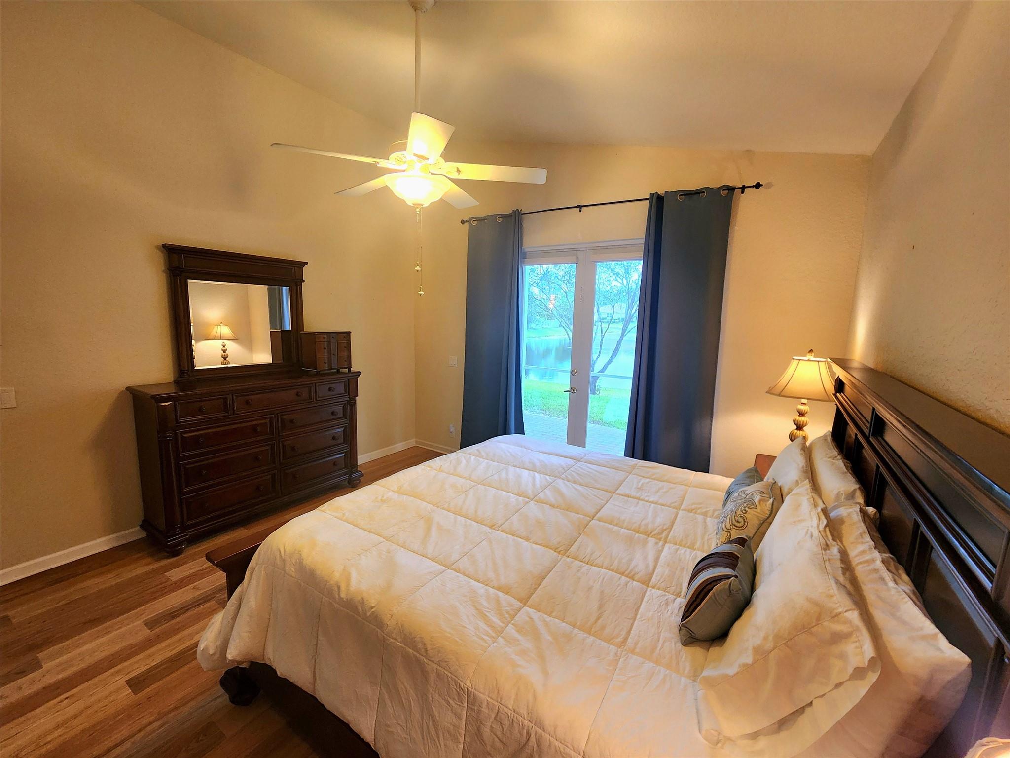 Regency Lakes At Coconut - Residential