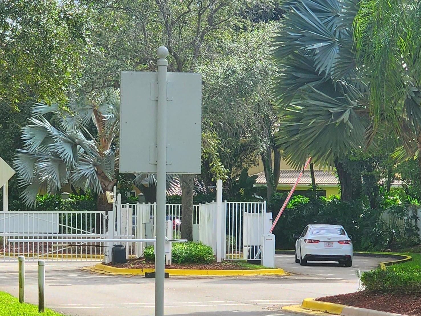 Regency Lakes At Coconut - Residential
