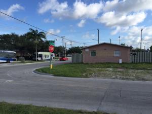 WESTWOOD GARDENS - Residential Income