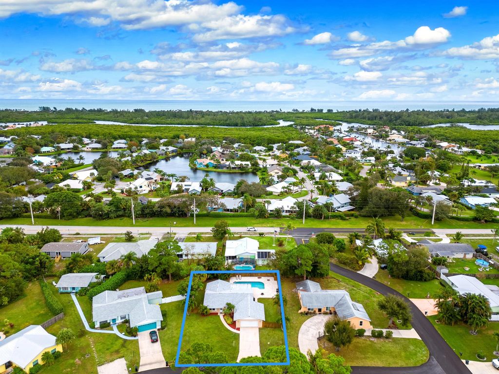 Photo of 8901 SE Sandcastle Circle, Hobe Sound, FL 33455 (MLS # R10939057)