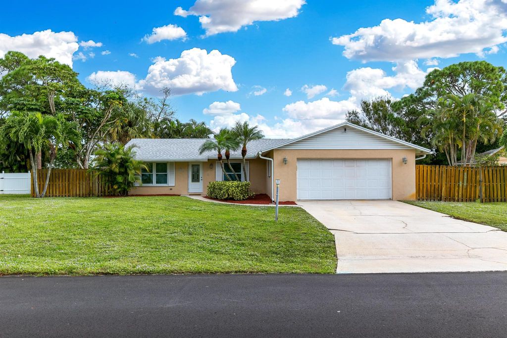Photo of 8901 SE Sandcastle Circle, Hobe Sound, FL 33455 (MLS # R10939057)