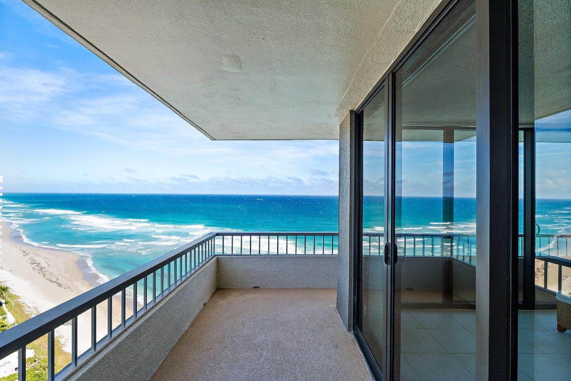 WATER GLADES CONDO - Residential