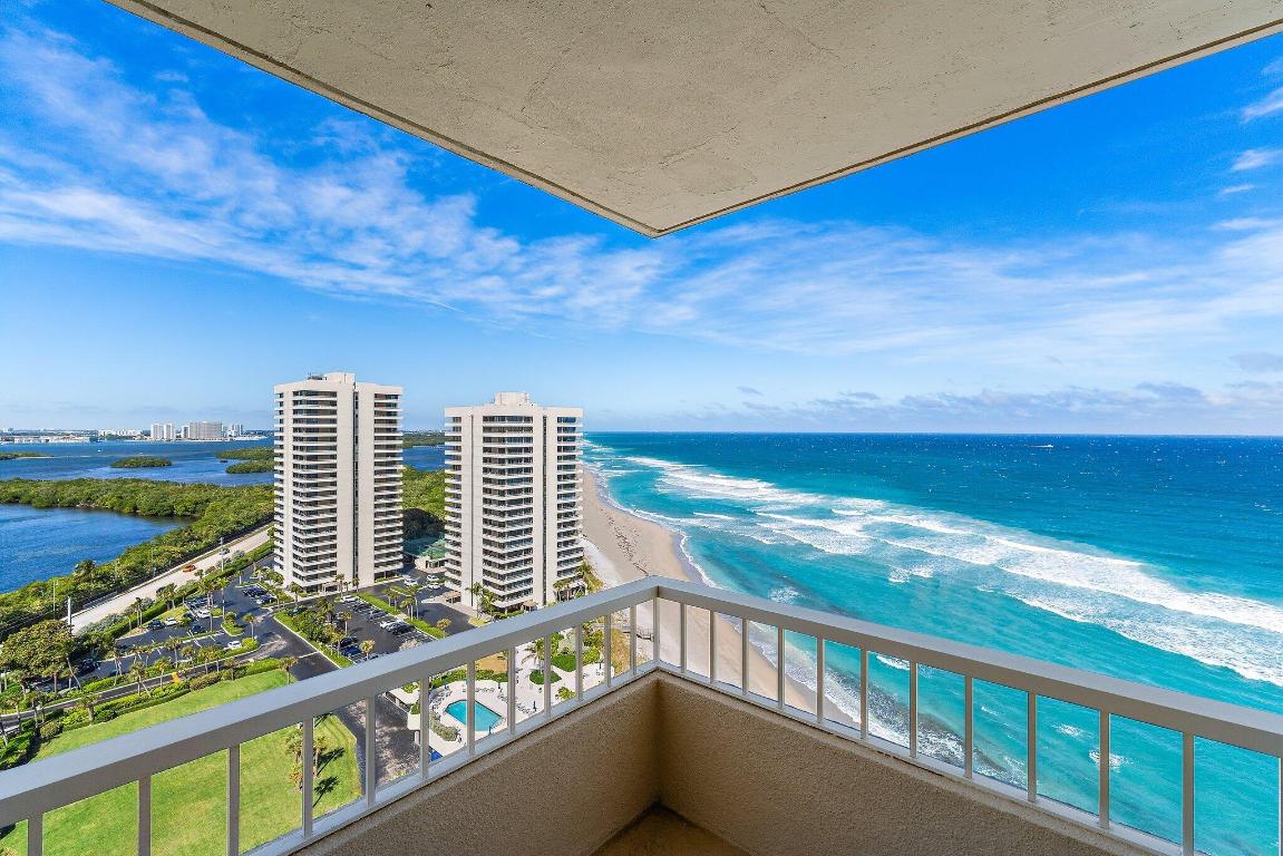 WATER GLADES CONDO - Residential