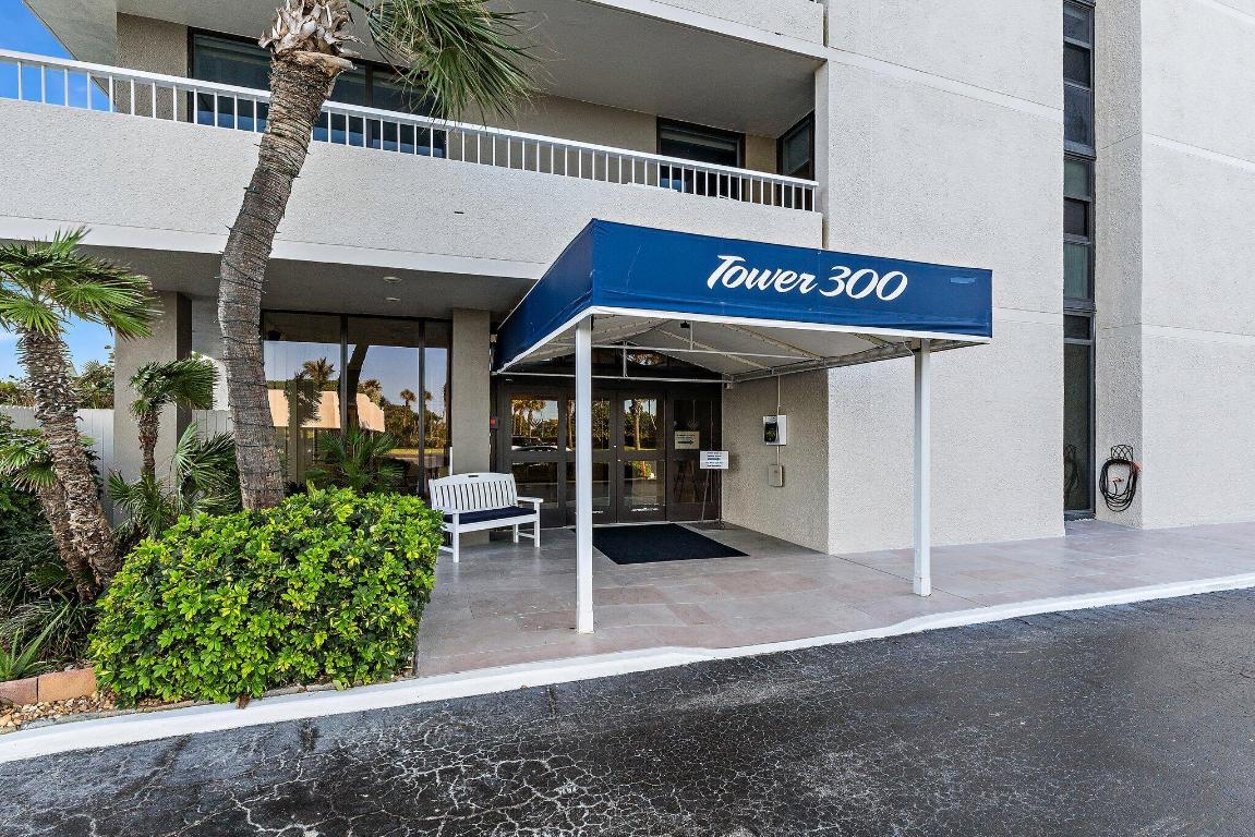 WATER GLADES CONDO - Residential