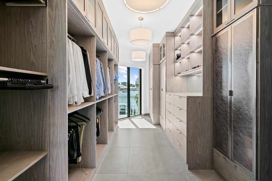 Coral Ridge - Residential