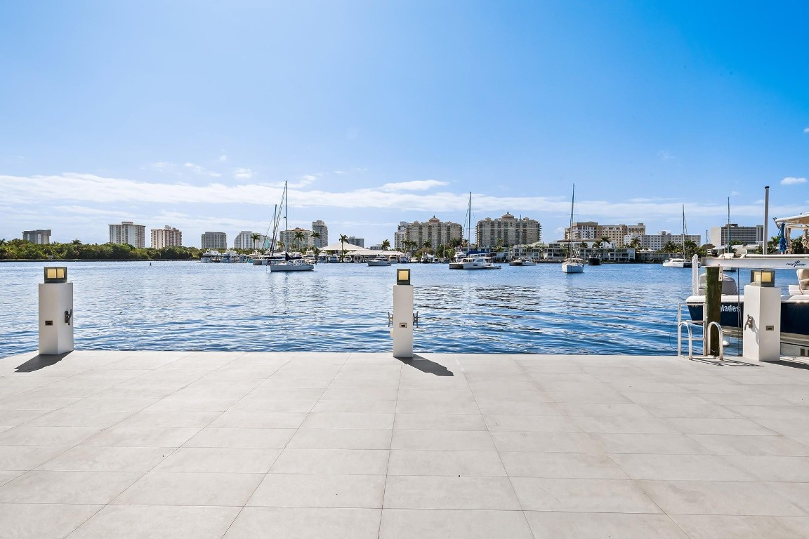 Coral Ridge - Residential