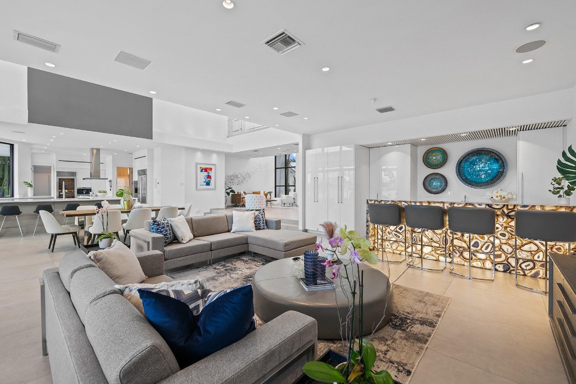 Coral Ridge - Residential