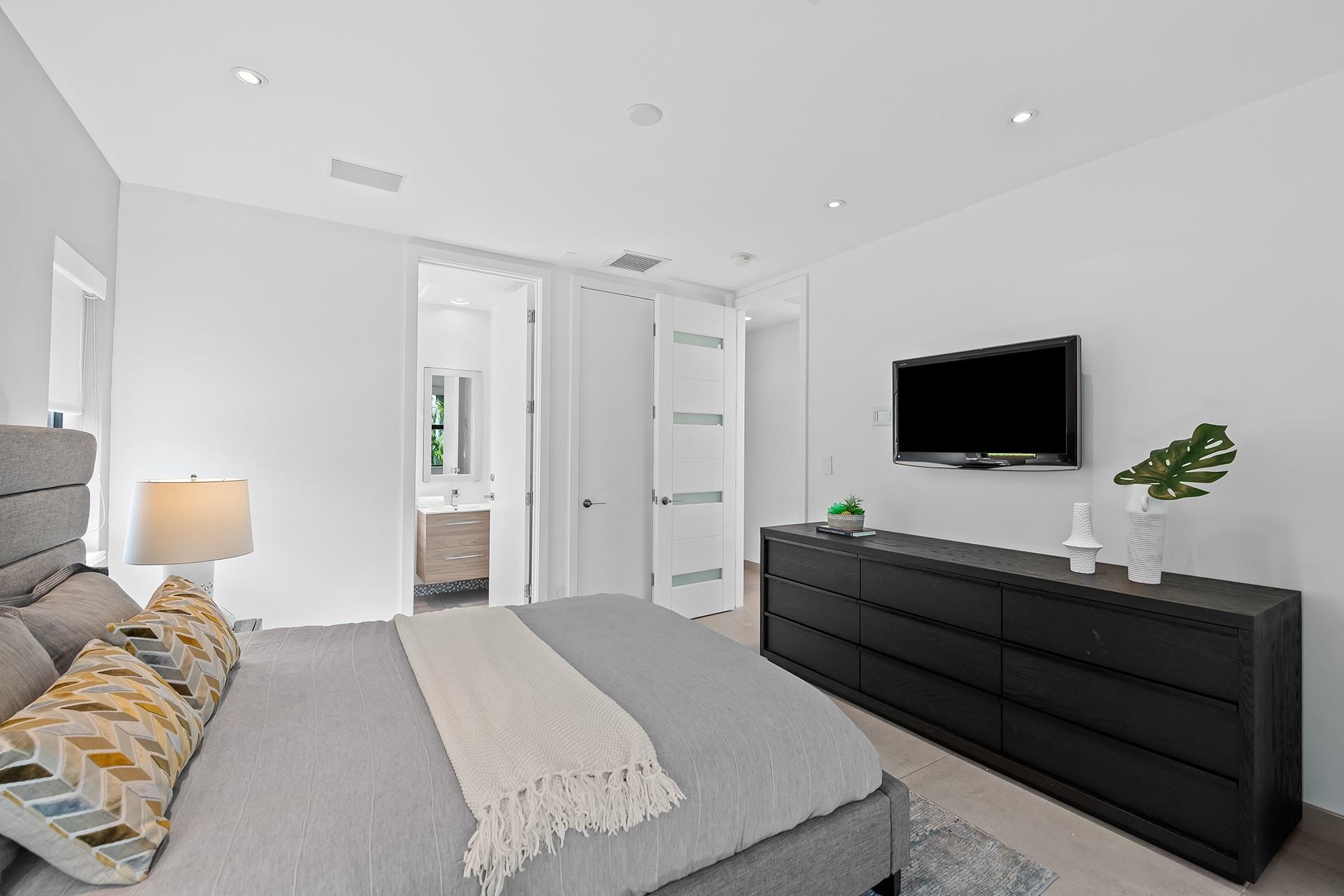 Coral Ridge - Residential