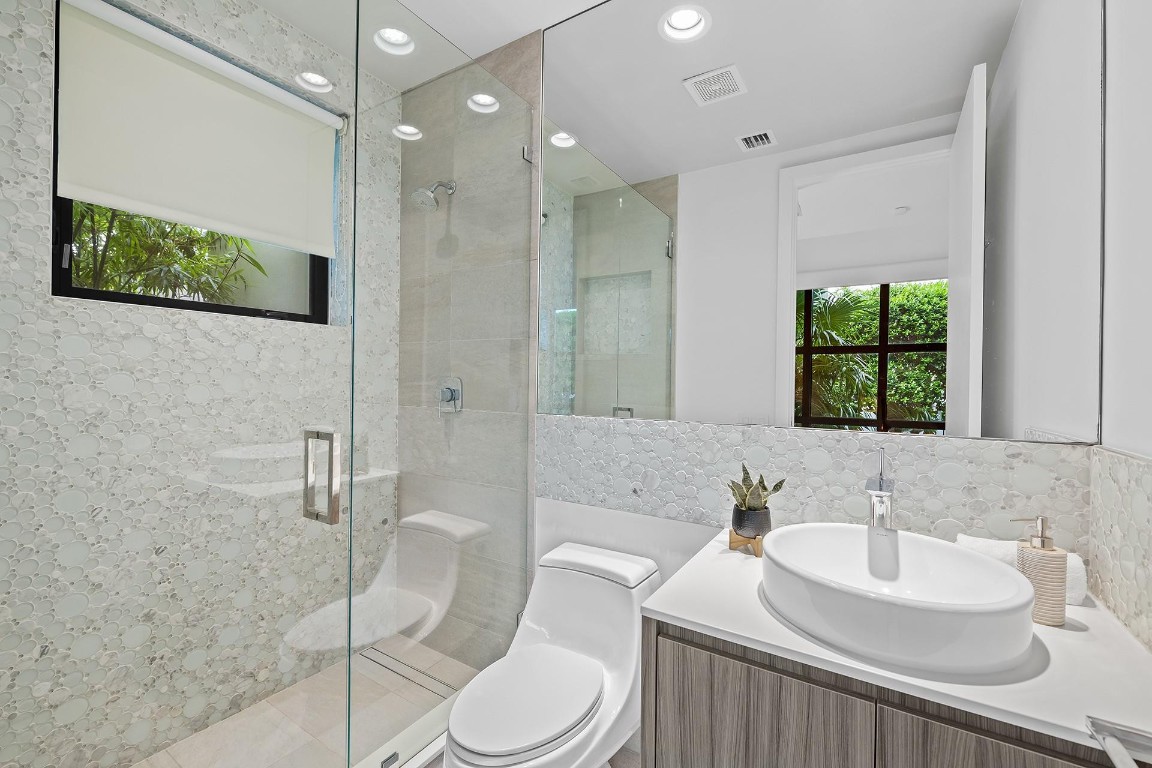 Coral Ridge - Residential