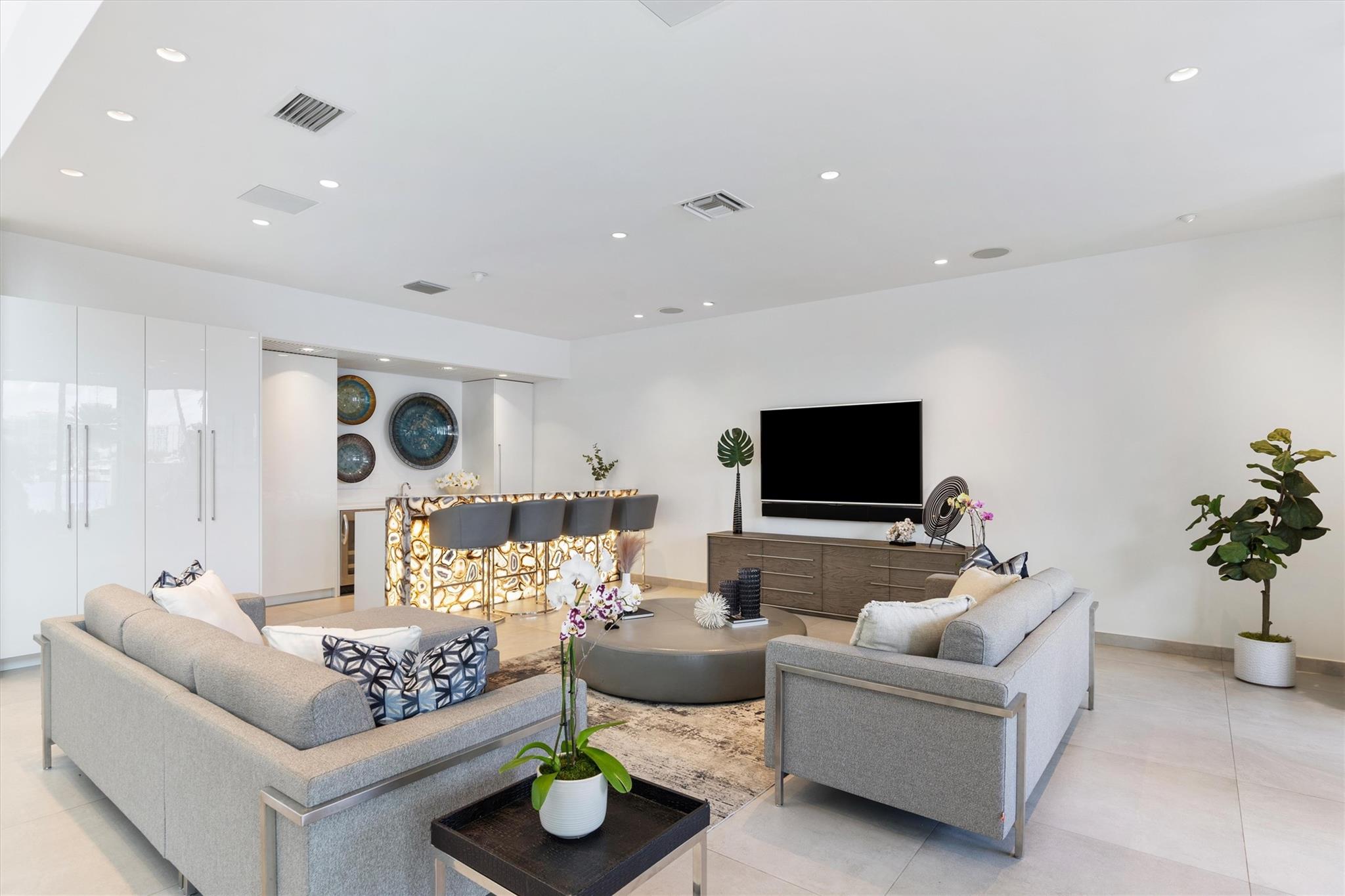 Coral Ridge - Residential