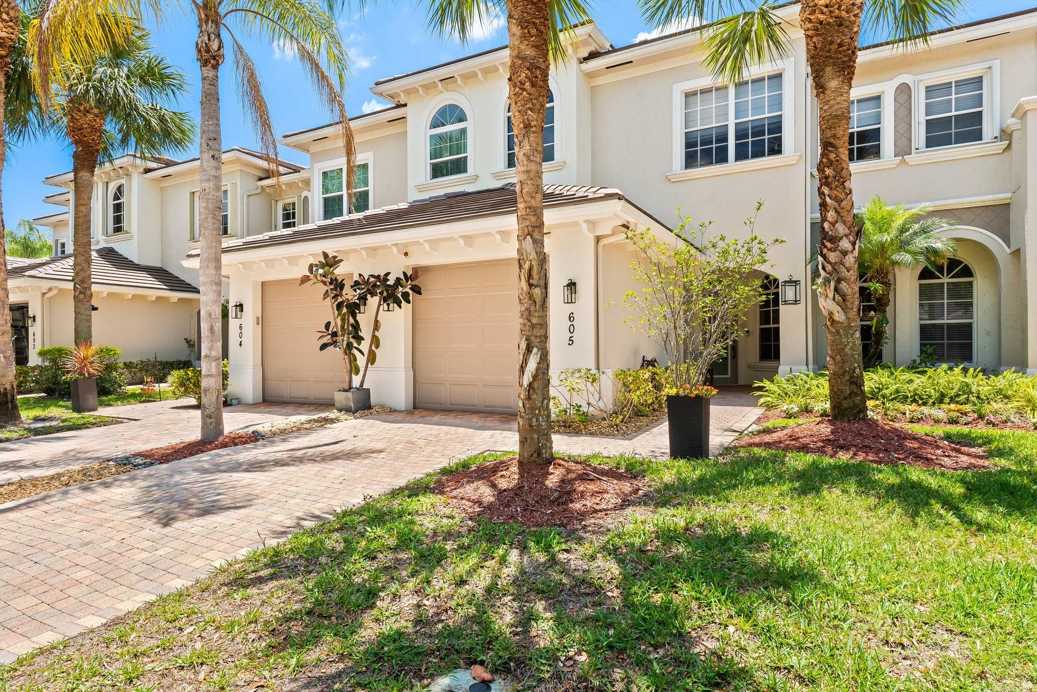 6379 Bella Cir 605