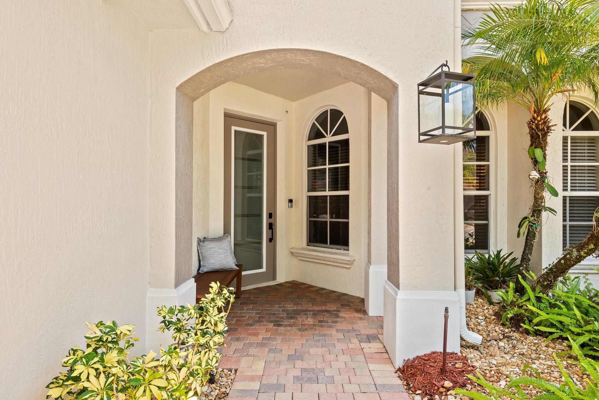 6379 Bella Cir 605
