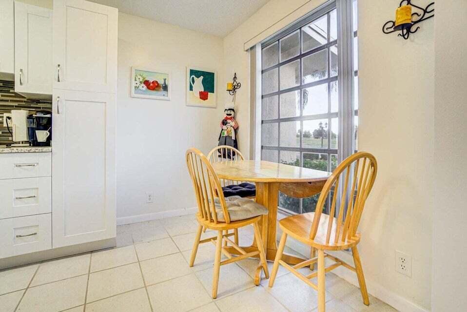 PALM GREENS AT VILLA DEL - Residential Lease