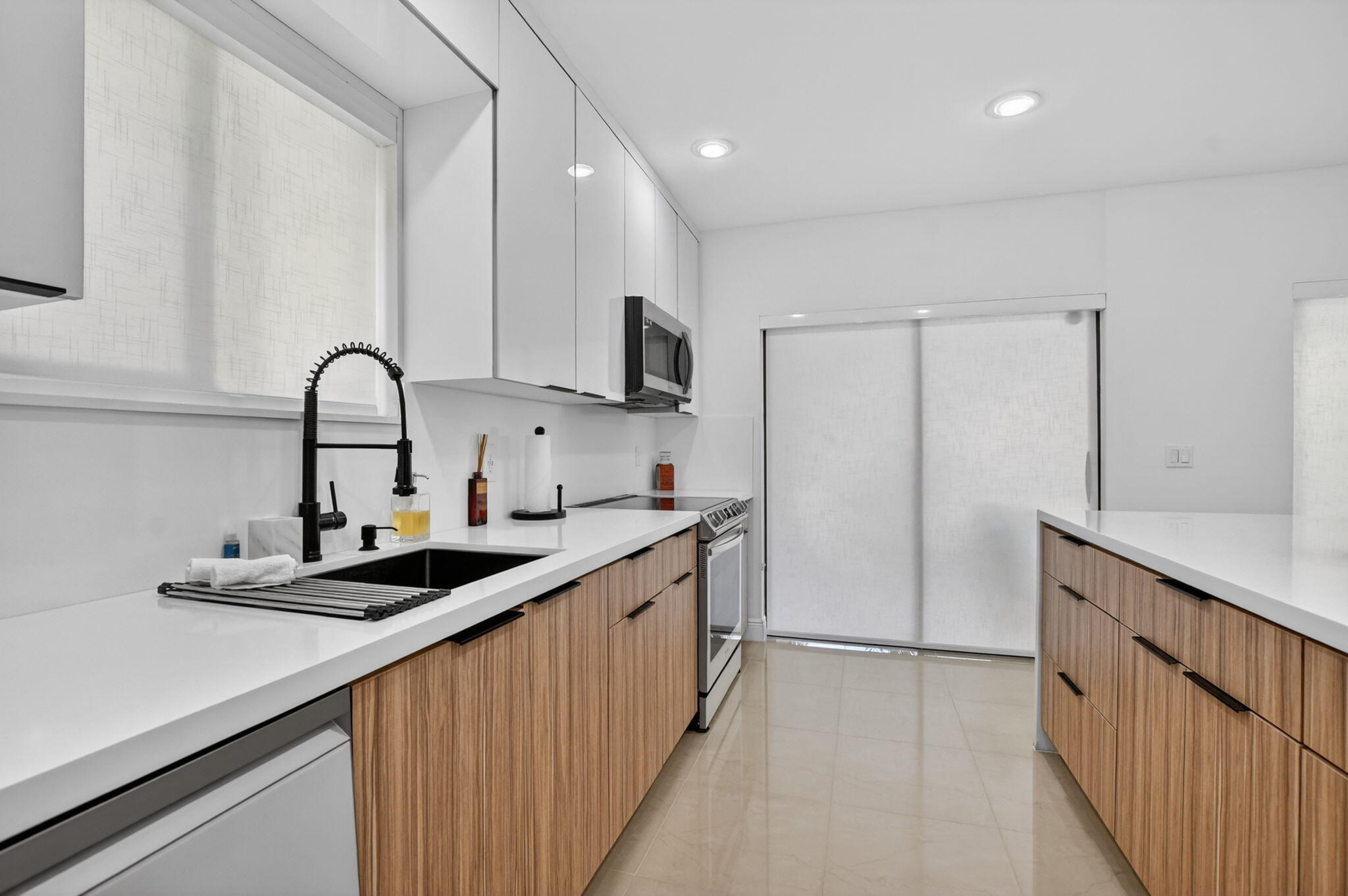 6335 Longboat Lane W E104