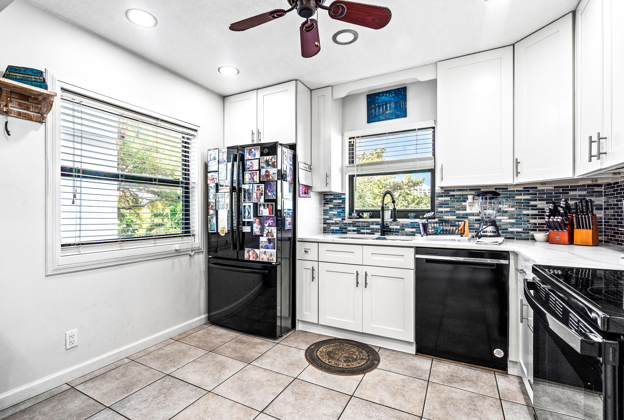 OCEAN VIEW CONDO - Residential