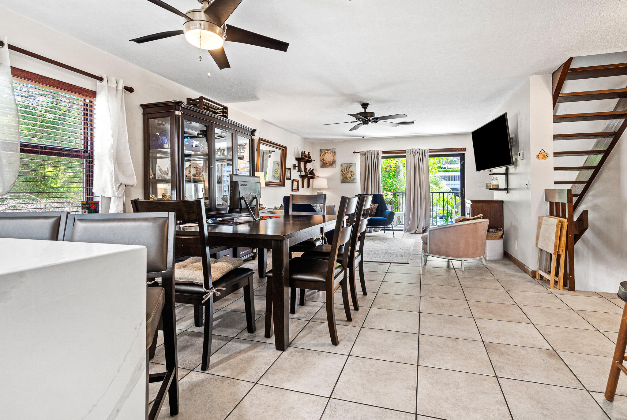 OCEAN VIEW CONDO - Residential