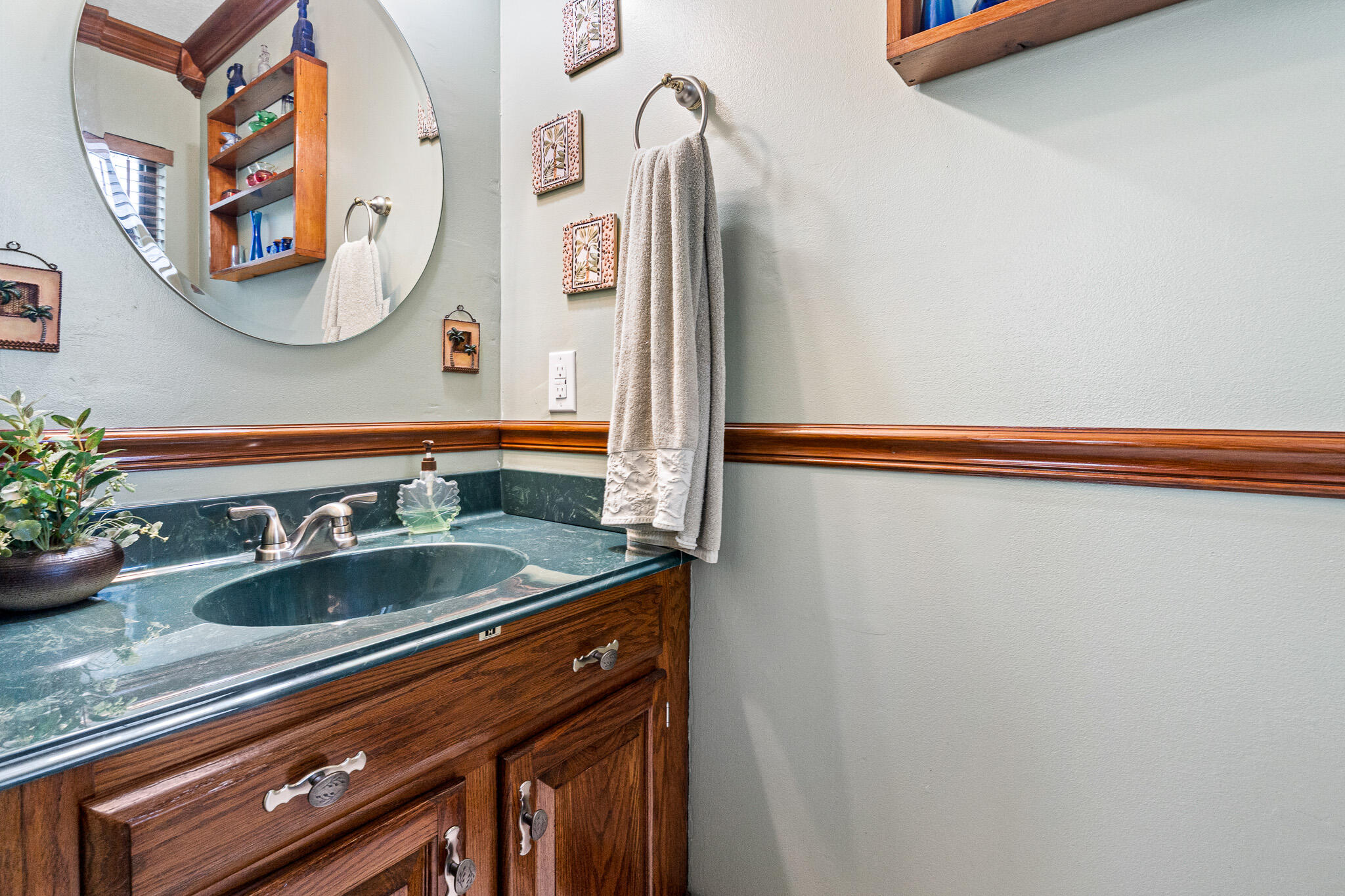 OCEAN VIEW CONDO - Residential