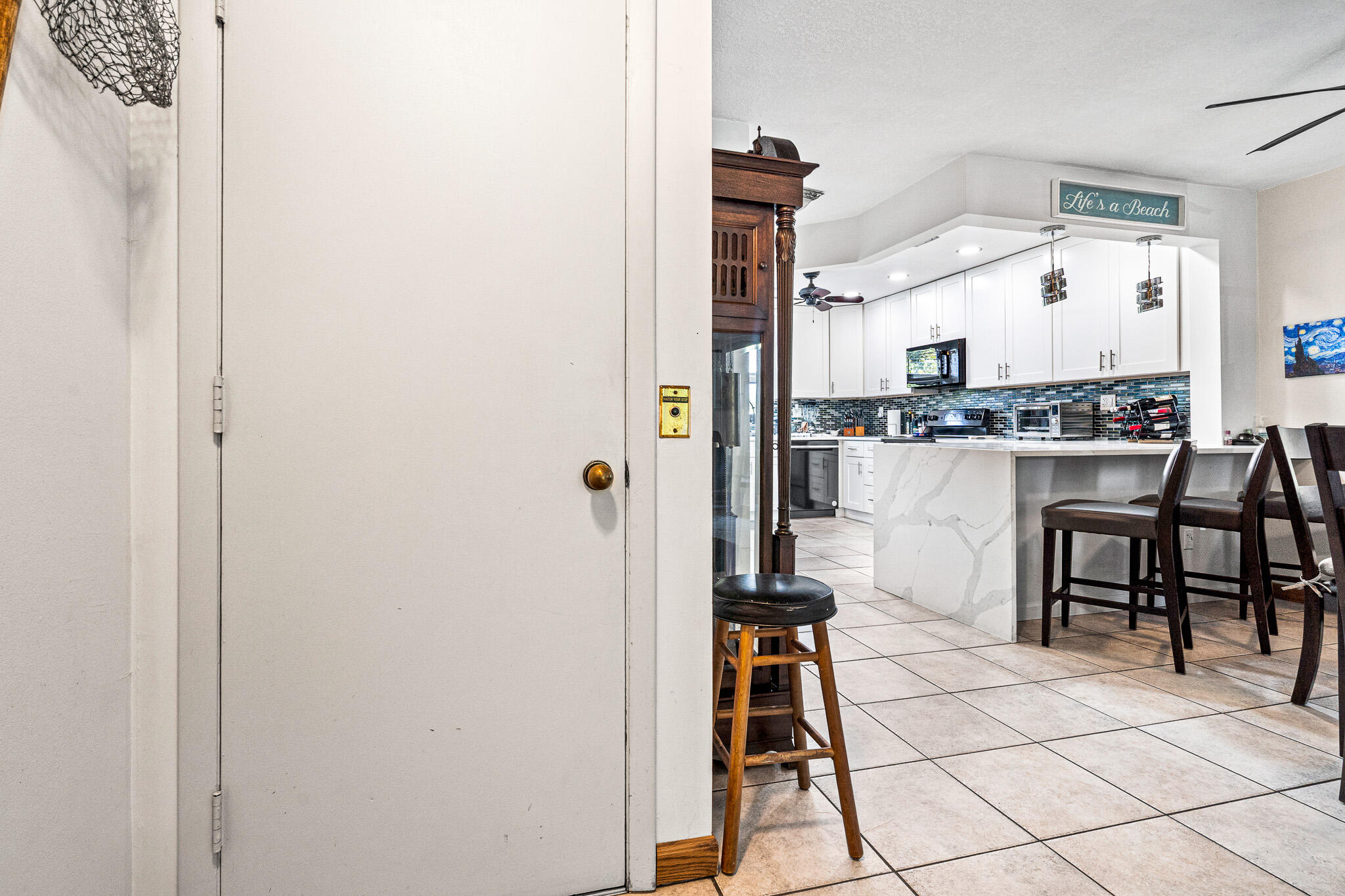 OCEAN VIEW CONDO - Residential