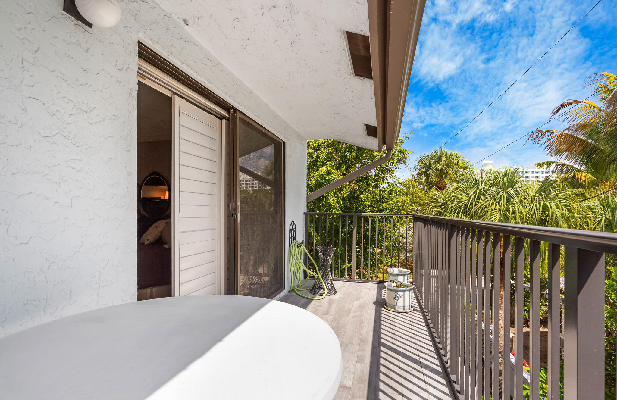 OCEAN VIEW CONDO - Residential