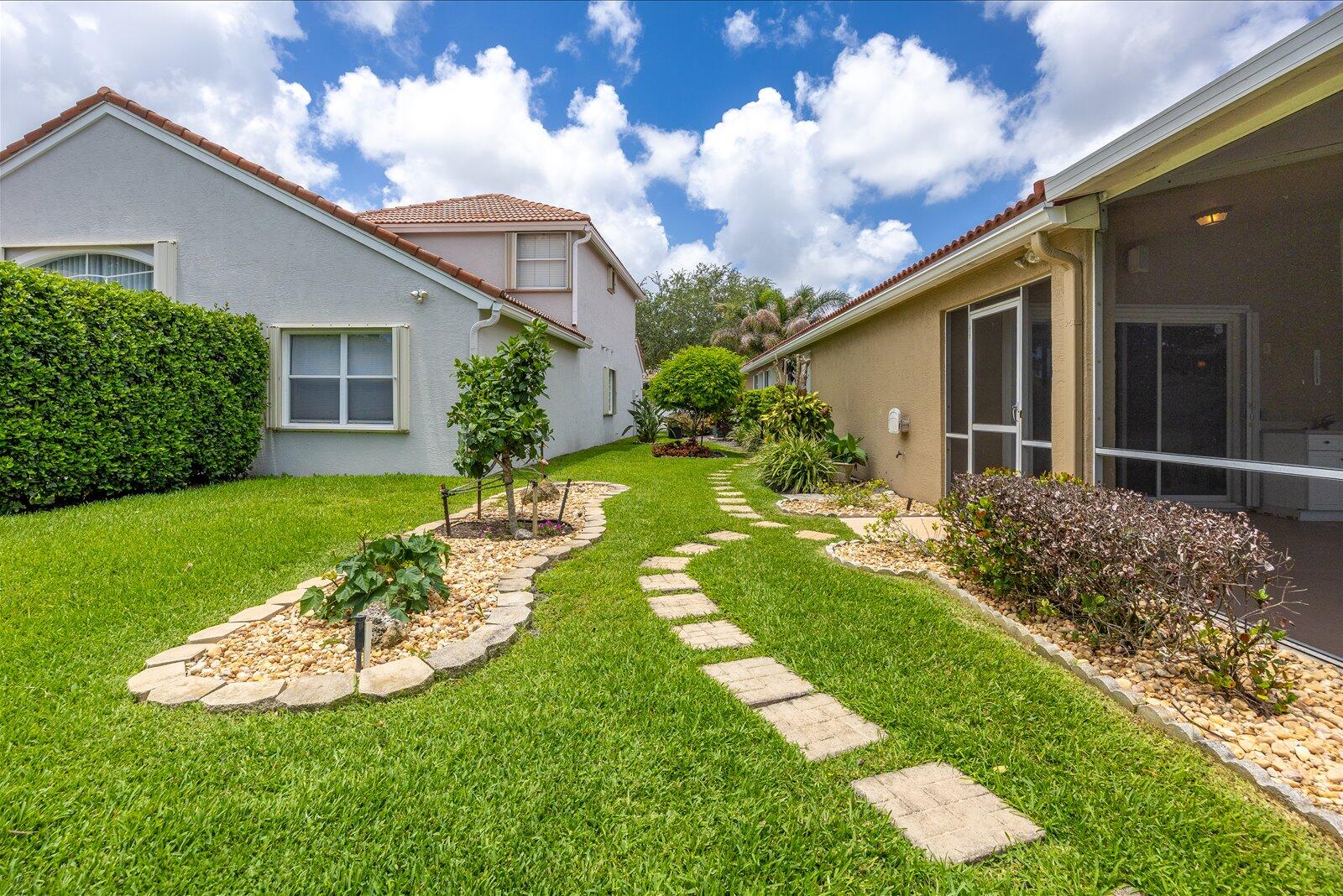 SUMMERFIELD - Residential