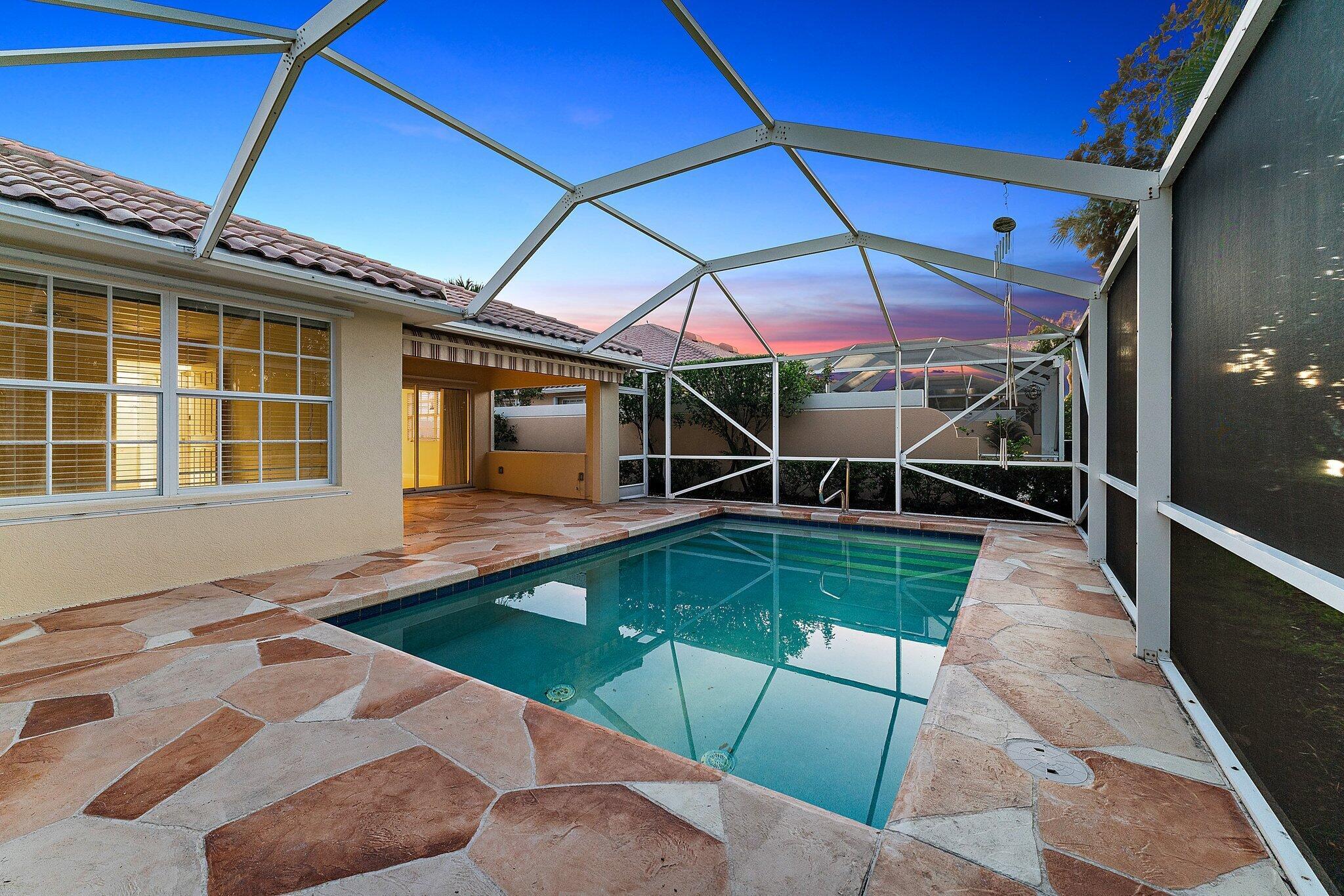 VILLAGEWALK OF WELLINGTON 4 - Residential