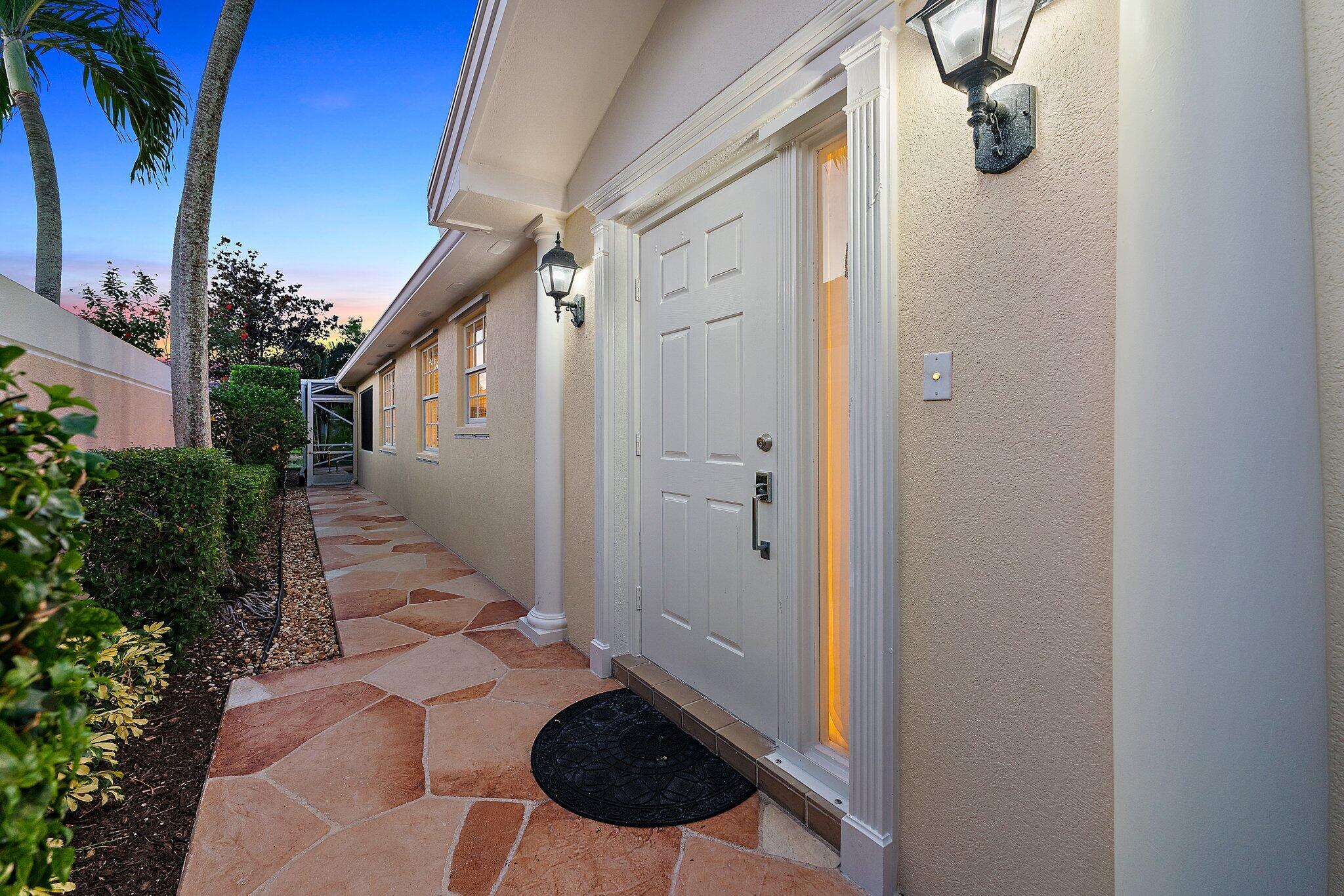 VILLAGEWALK OF WELLINGTON 4 - Residential