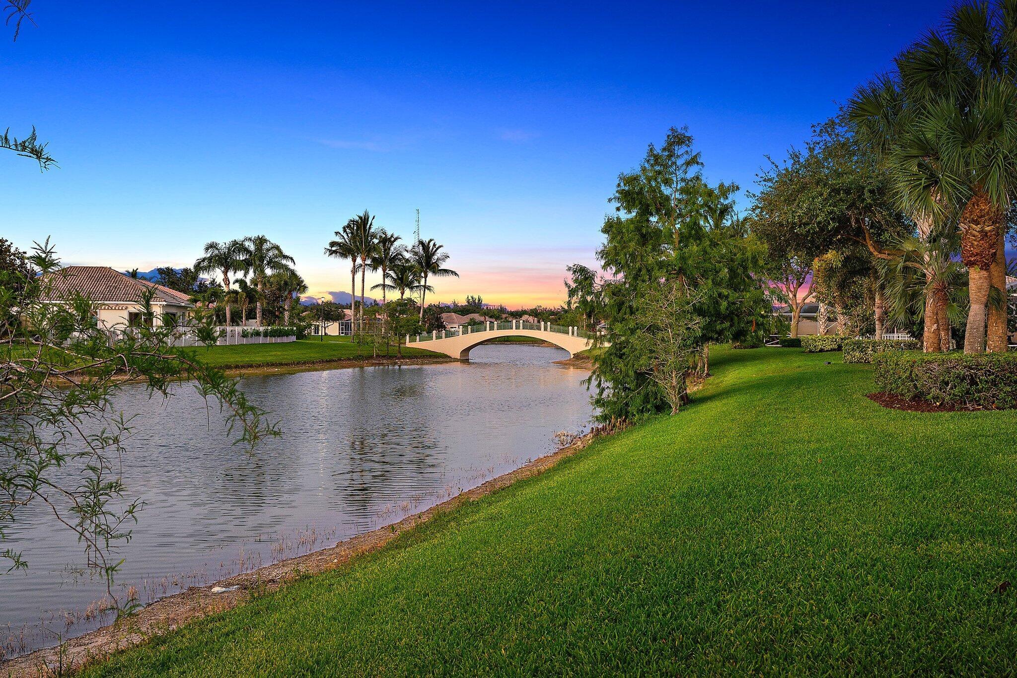 VILLAGEWALK OF WELLINGTON 4 - Residential